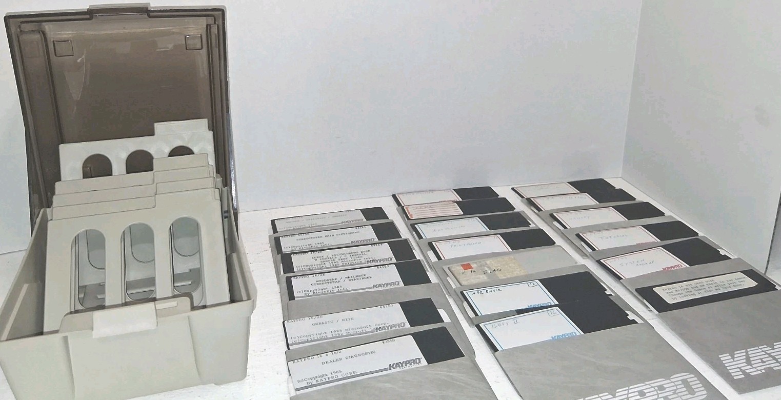 Kaypro 16 2E MS-DOS Software Lot 20+ Disks WordStar Lotus Copy II Storage Case