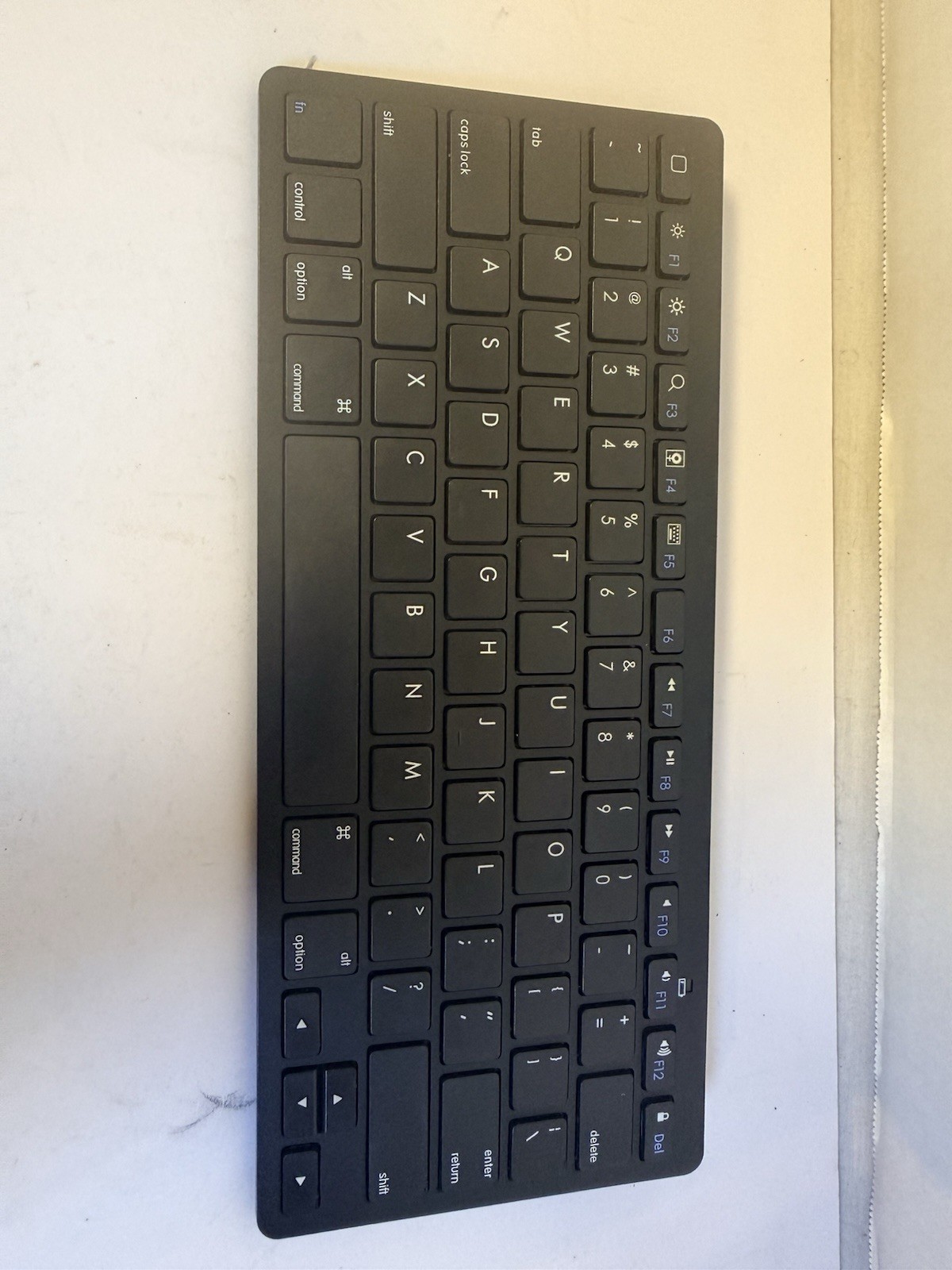 Anker A7721 Black Ultra Compact Slim Profile Wireless Bluetooth Keyboard.