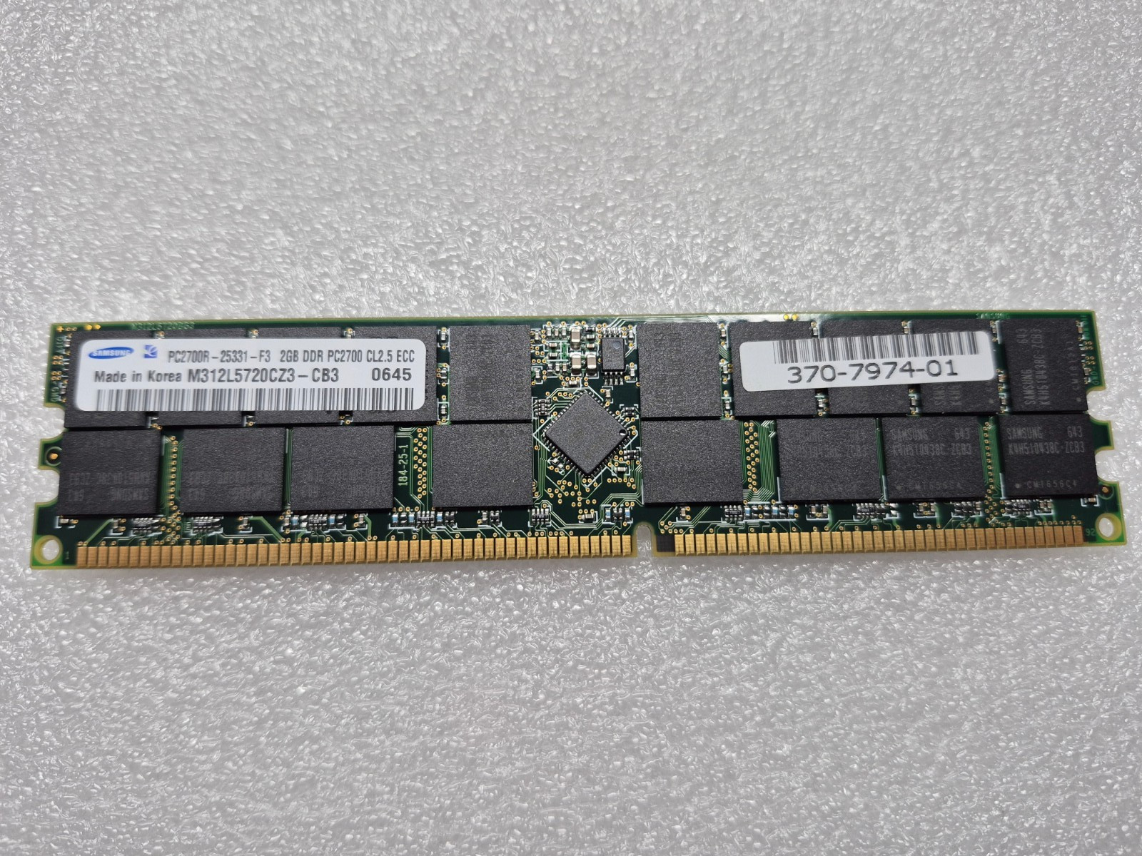 Sun 370-7974-01 Server Memory 2GB DDR PC2700 PC2700R Module