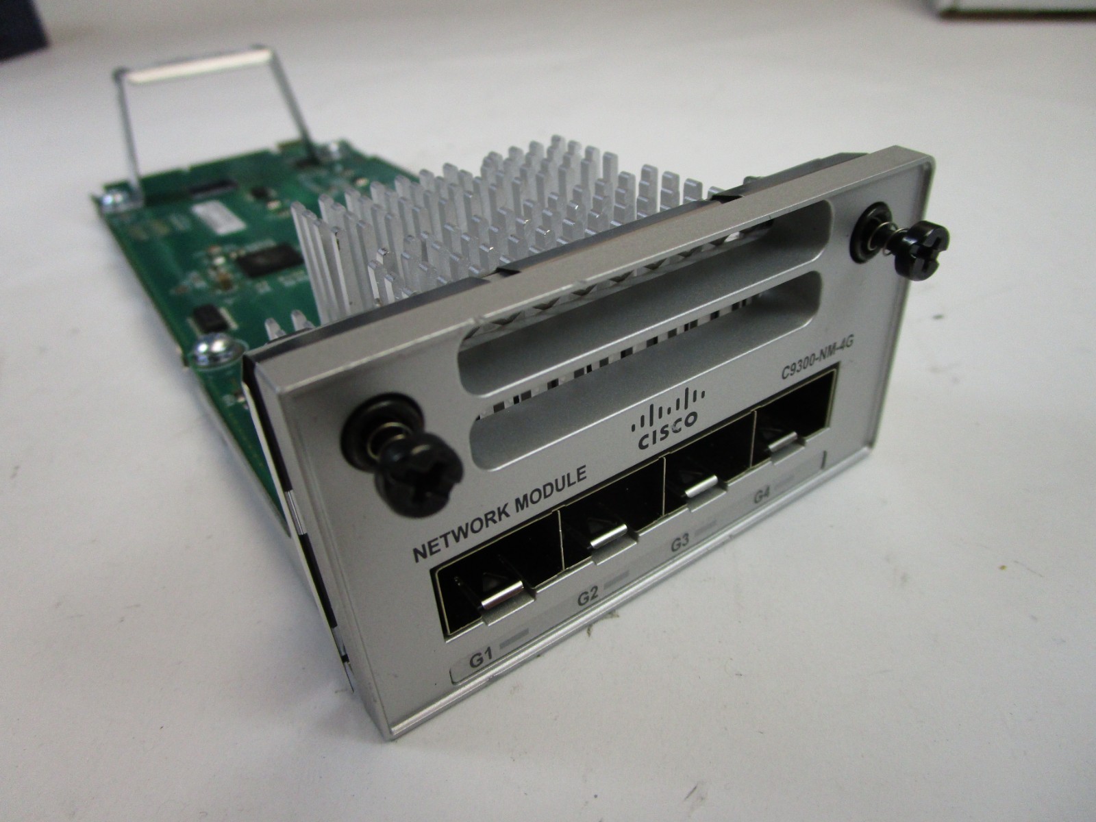 GENUINE ORIGNAL CISCO 9300 CATALYST NETWORK MODULE C9300-NM-4G