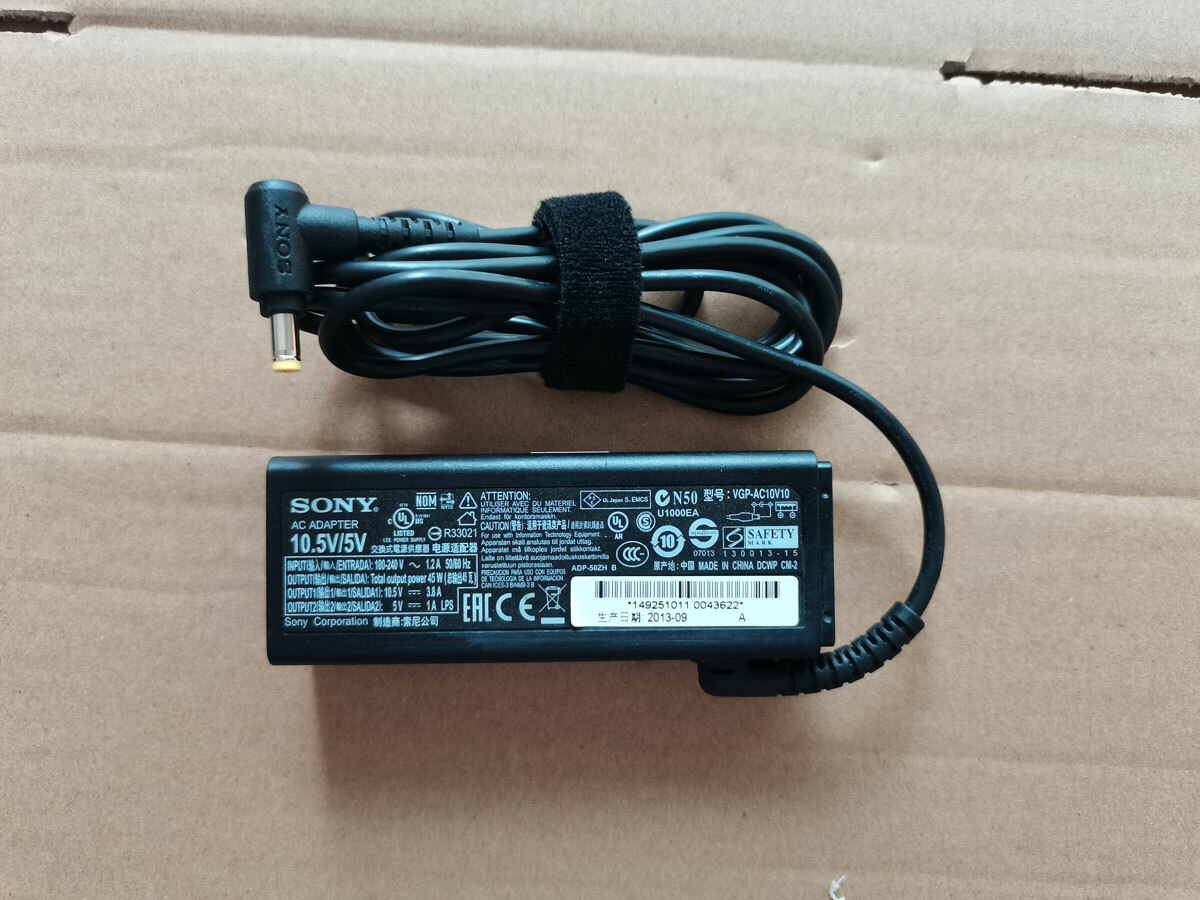 Original OEM for Sony Vaio 10.5V/5V S VJS132C11L VGP-AC10V10 3.8A 45W AC Adapter
