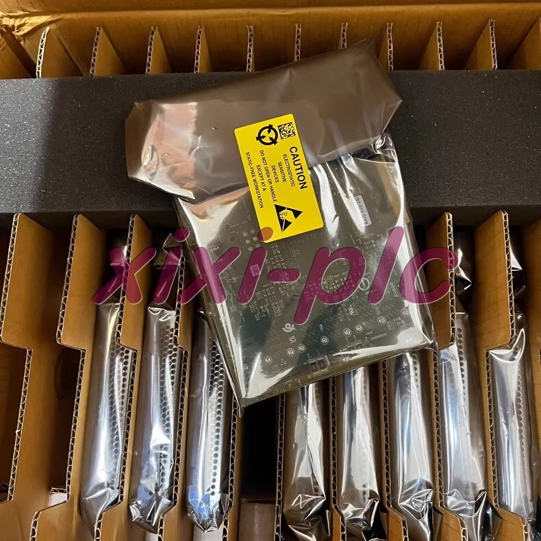 New Lenovo ThinkSystem 930-24i 4GB Flash PCIe x8 RAID Adapter FRU P/N: 01KN509