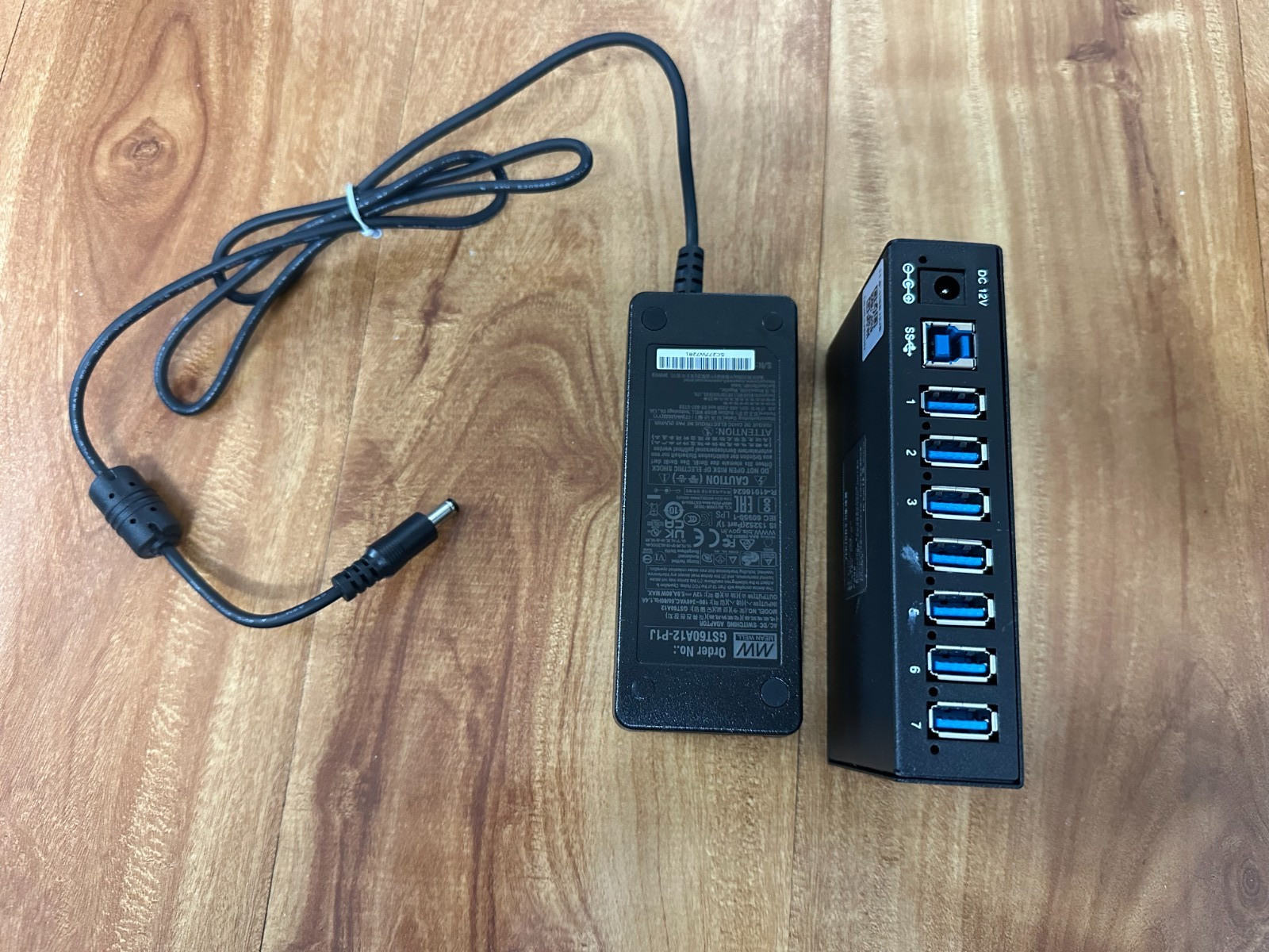 7 Port Powered USB 3.0 Hub Metal Mountable Data Hub w/ 36W AC Adapter Black