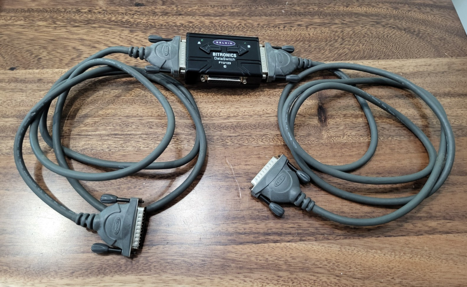 Belkin F1U123 Bitronics Data Switch 3 Parallel Port  Pre Owned 