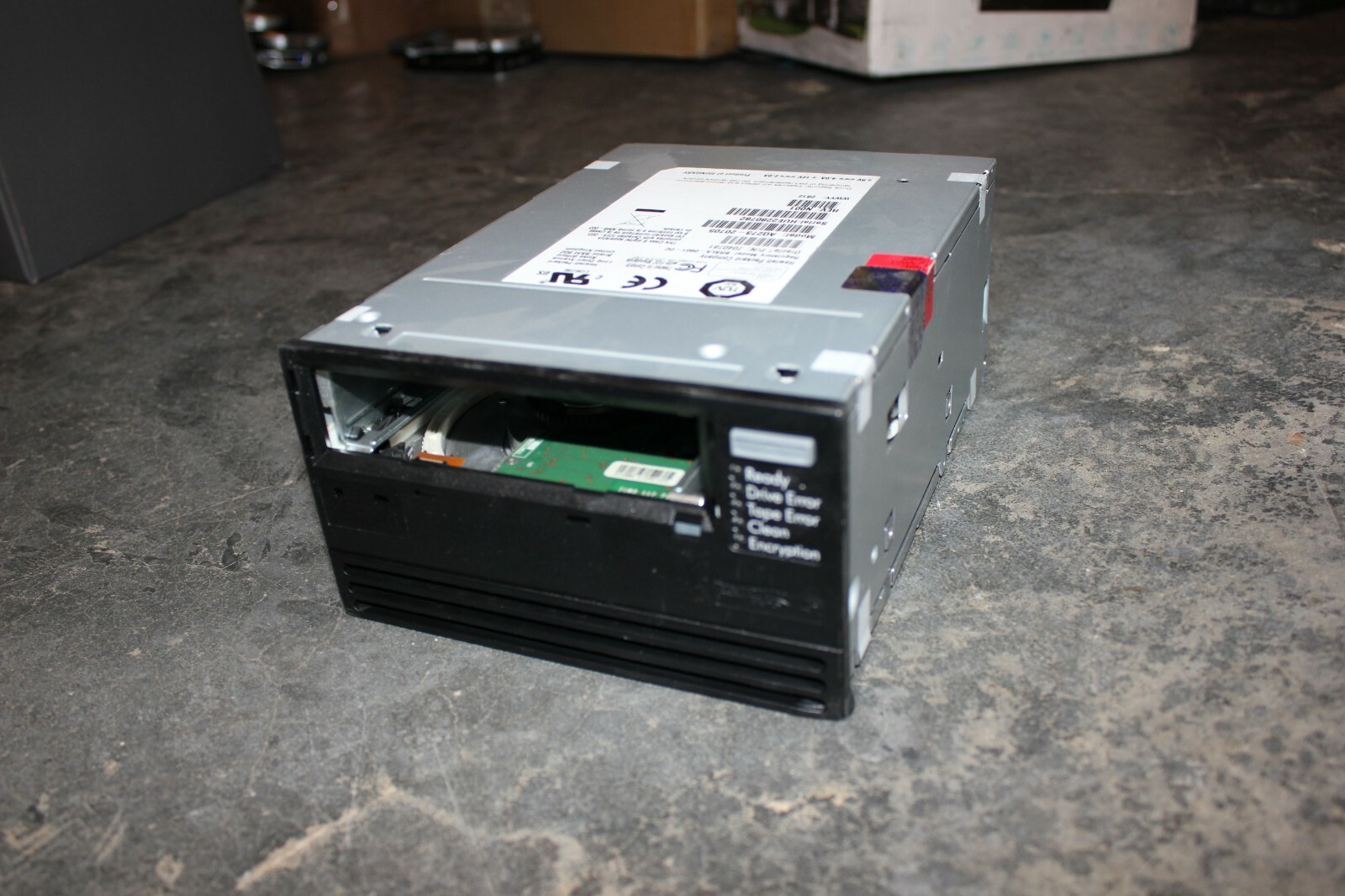 HP Ultrium LTO 5 BRSLA-0901-DC Oracle 7040781 Model AQ273-20705