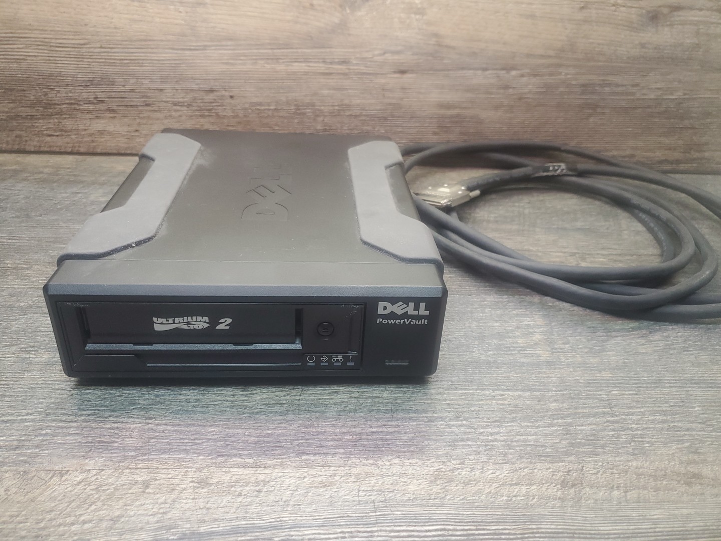 Dell PowerVault LTO-2-024 EXT Ultrium LTO 2 External Tape Drive