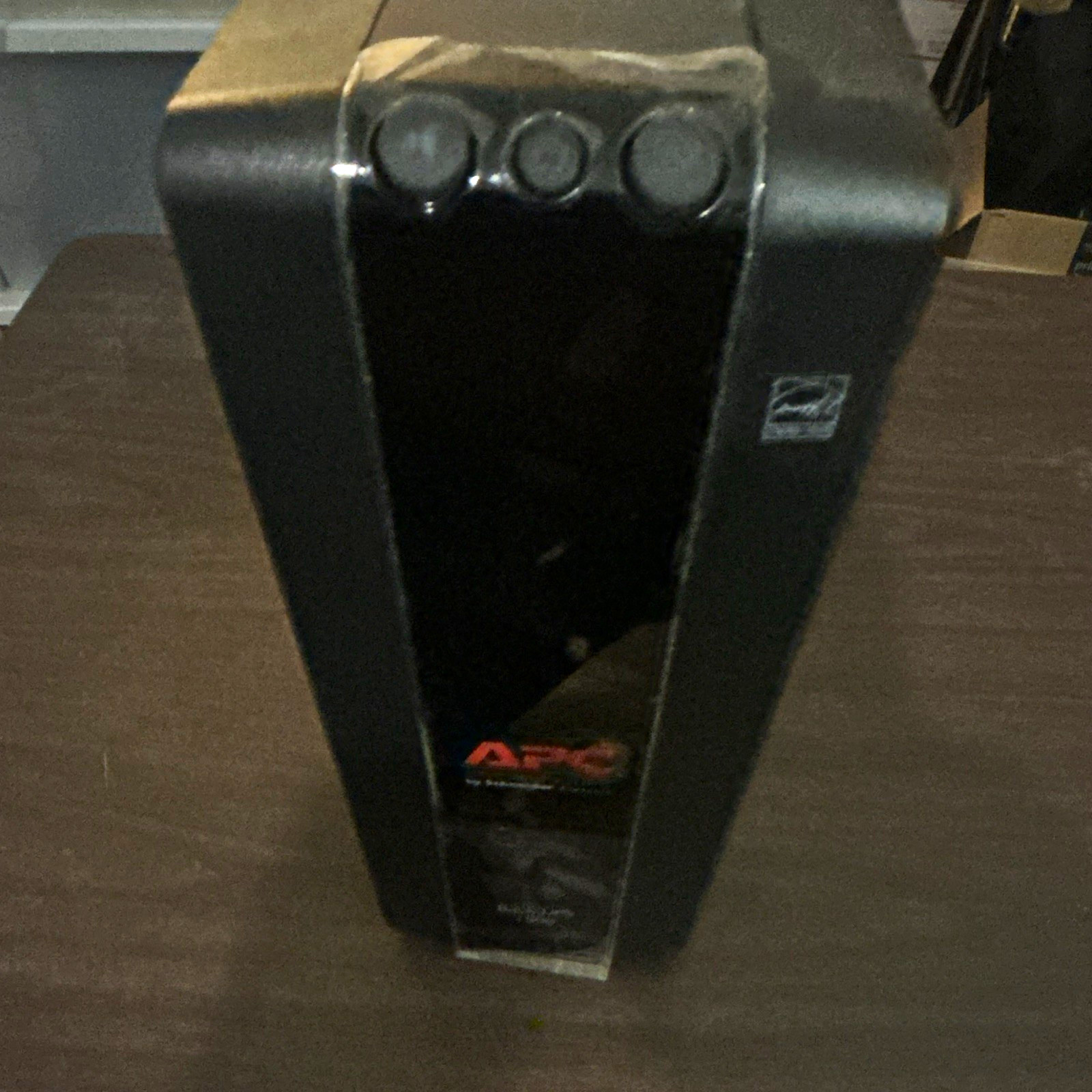 APC Back-UPS Pro Desktop/Freestanding Tower UPS 120V 10-Outlet LED Black
