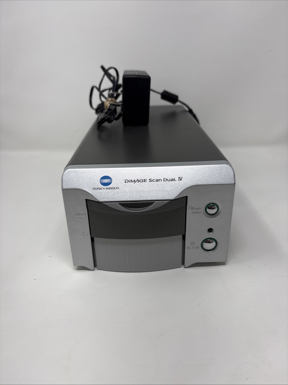 Konica Minolta Dimage Scan Dual IV Film Scanner AF-3200