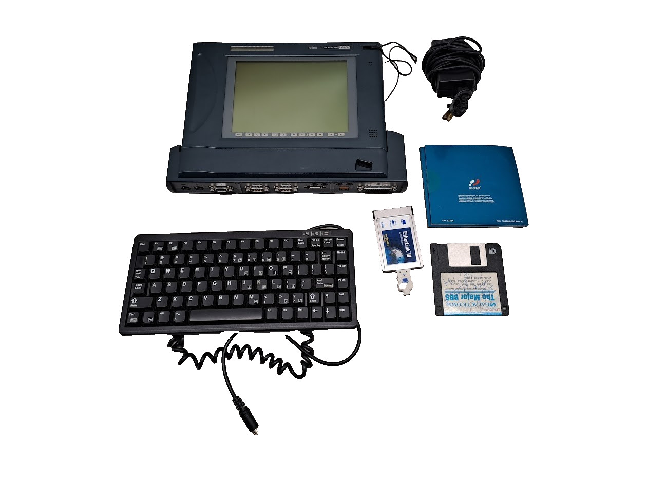 FUJITSU STYLISTIC 1200 FMW2540F HANDHELD COMPUTER W/ FMW25PR1 & Keyboard &Access