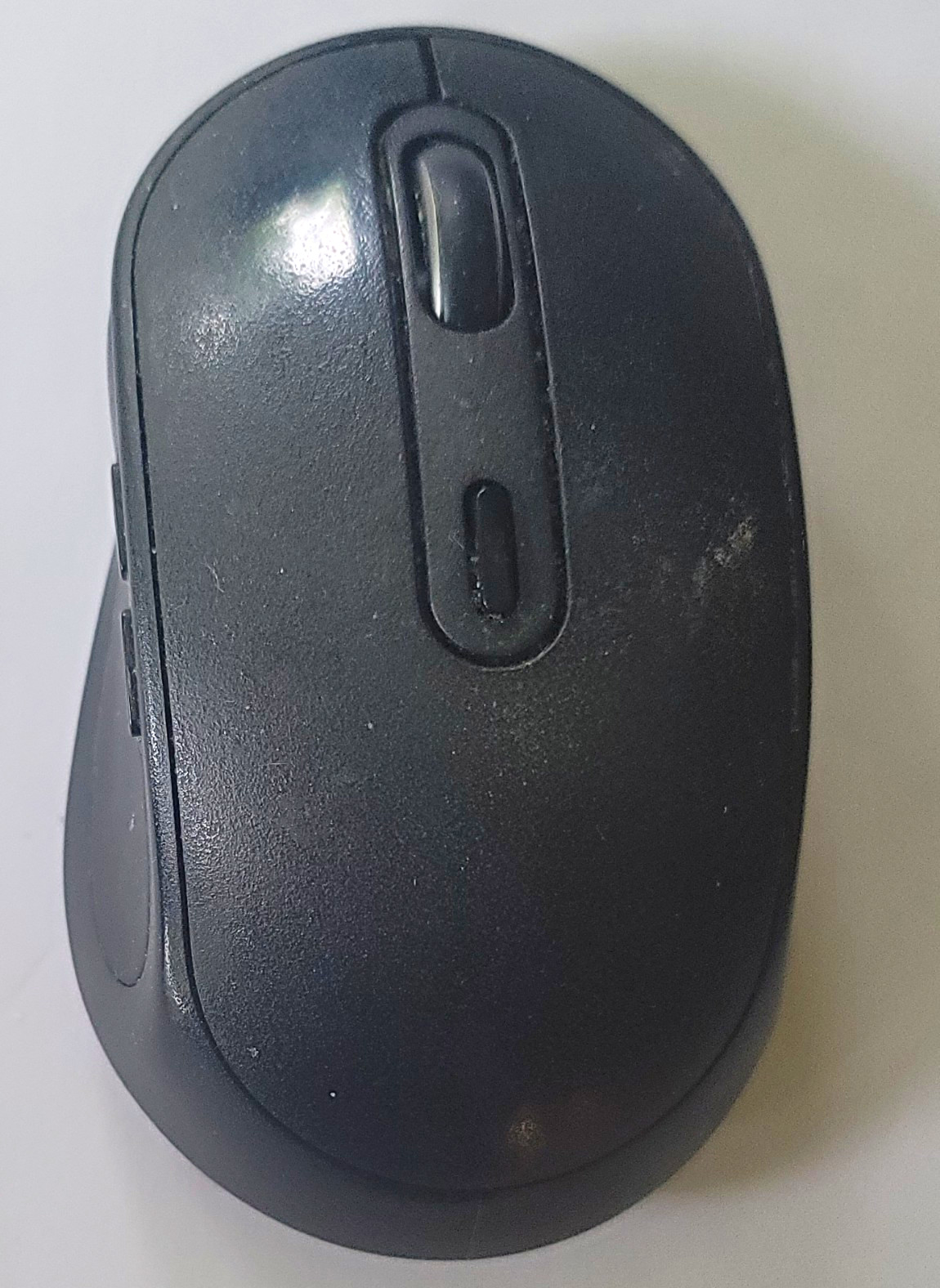 onn. Wireless Optical Mouse Black USB Receiver 1000 DPI 3 Button Scroll On/Off