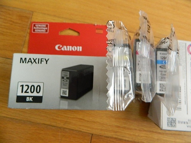 GENUINE SET 4 Canon 1200 Ink Tanks MAXIFY MB2020 MB2120 MB2320 NEW