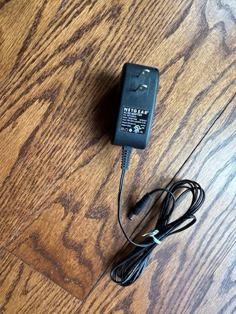 Genuine Netgear AC DC Adapter - Used W/Router - Model T012LF1209 12V 1A