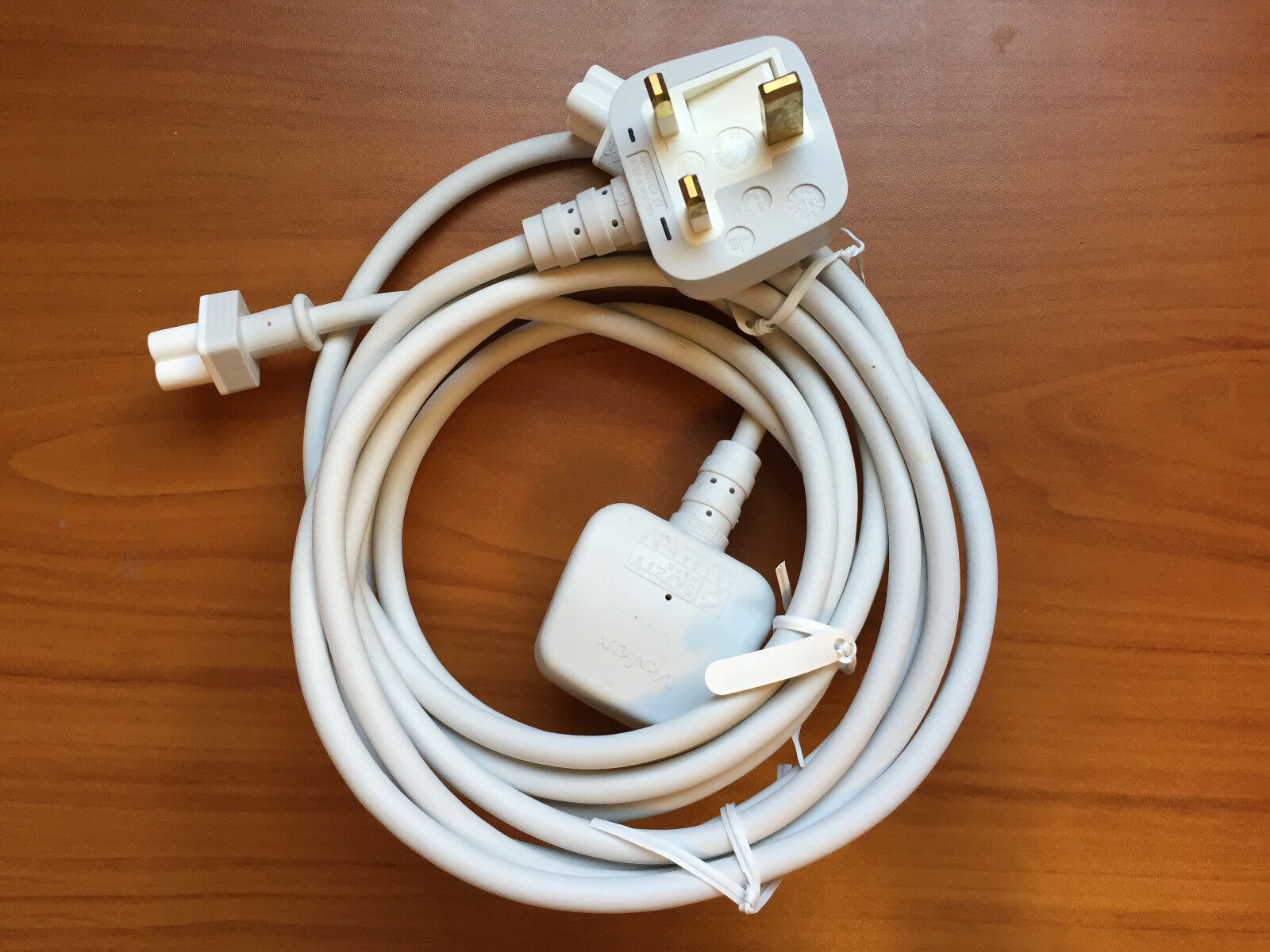 Volex APC7H Apple 6 Ft Adapter Cable AC Charger Cord Vintage Mac Mini Pack of 2