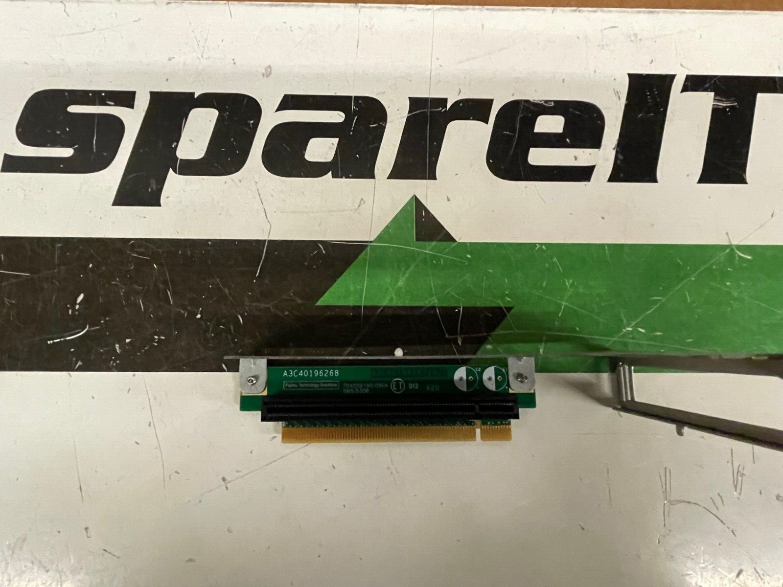 Fujitsu A3C40196268 Riser Card 2 PCIe x16 with Bracket
