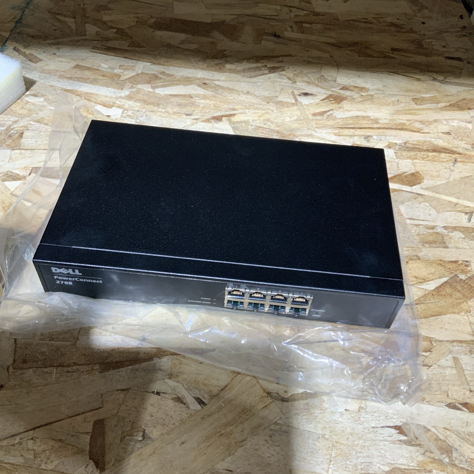 Dell PowerConnect 2708 8-Port Gigabit Ethernet Network Switch w/Power Cord