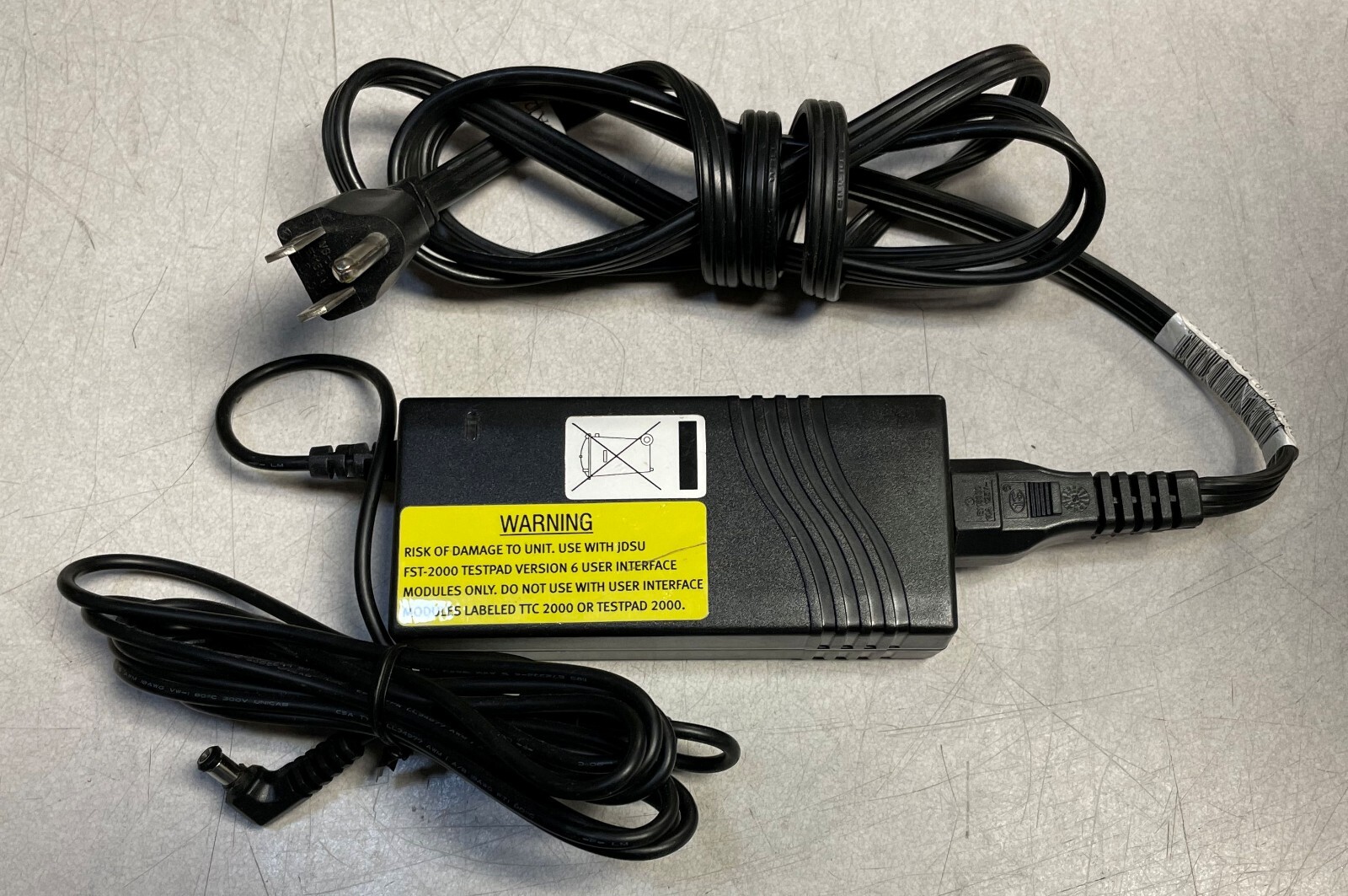 XP Power VEH60US19-XA0195B   19V 3.16A AC Adapter Charger for JDSU FST-2000