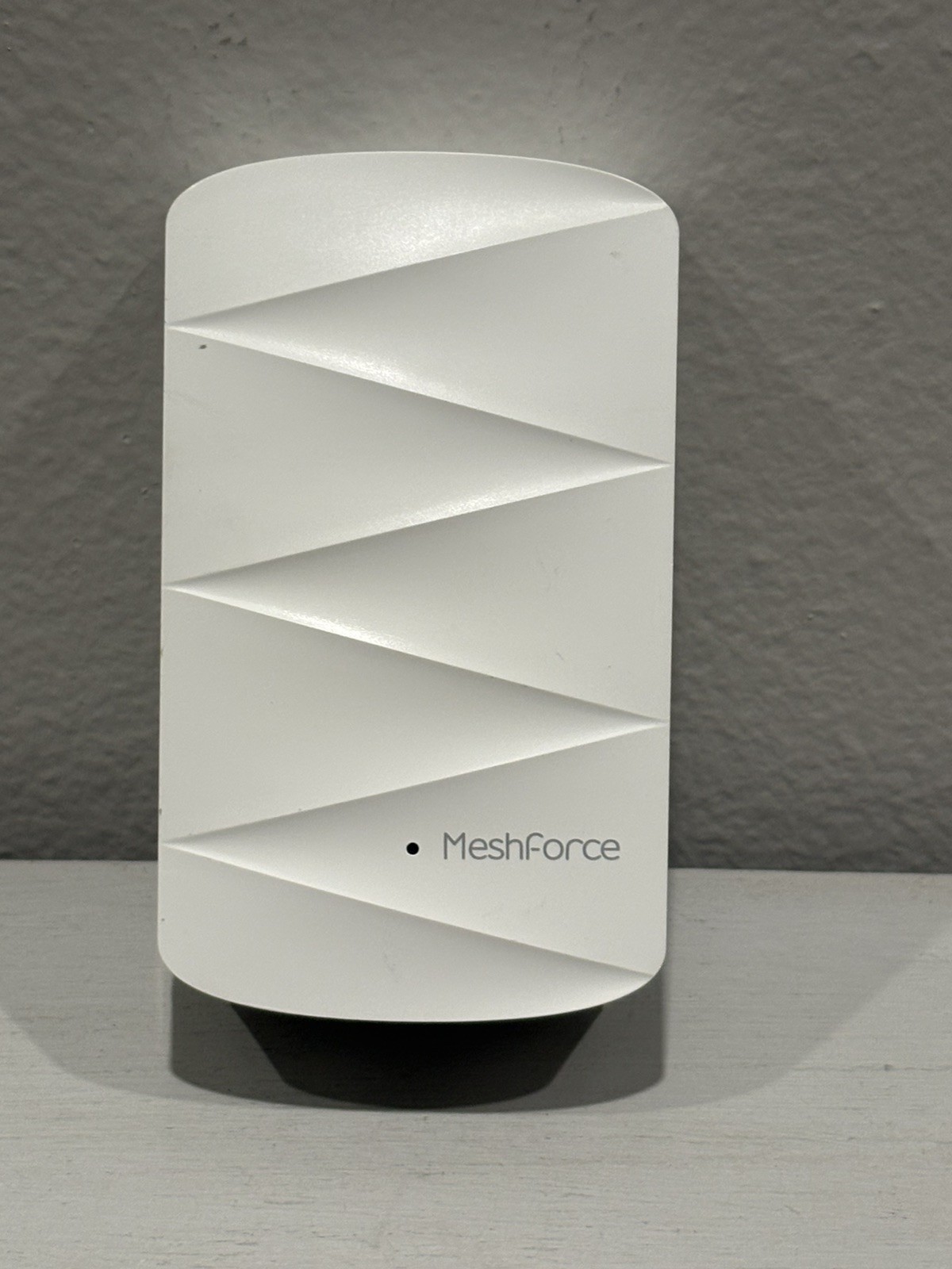 MeshForce M3 Dot Wall Plug WiFi Extender, Works with MeshForce M1 & M3