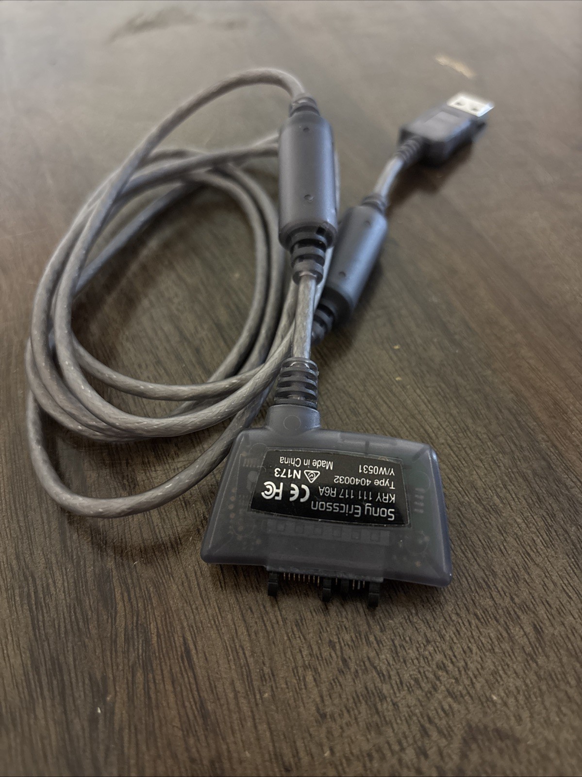 Sony Ericsson Kry 111 117 R6a USB Data Cable