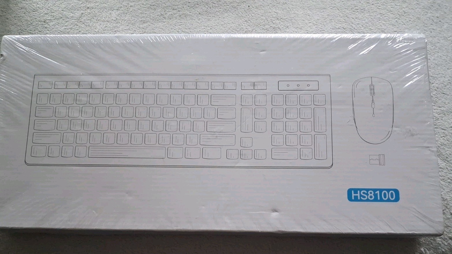 RECCAZR HS8100 Wireless Keyboard and Mouse Sealed