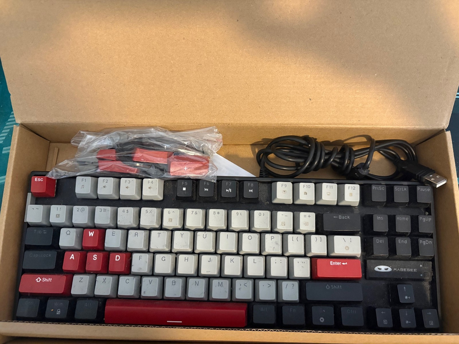 Magegee 75% Mechanical Gaming Keyboard