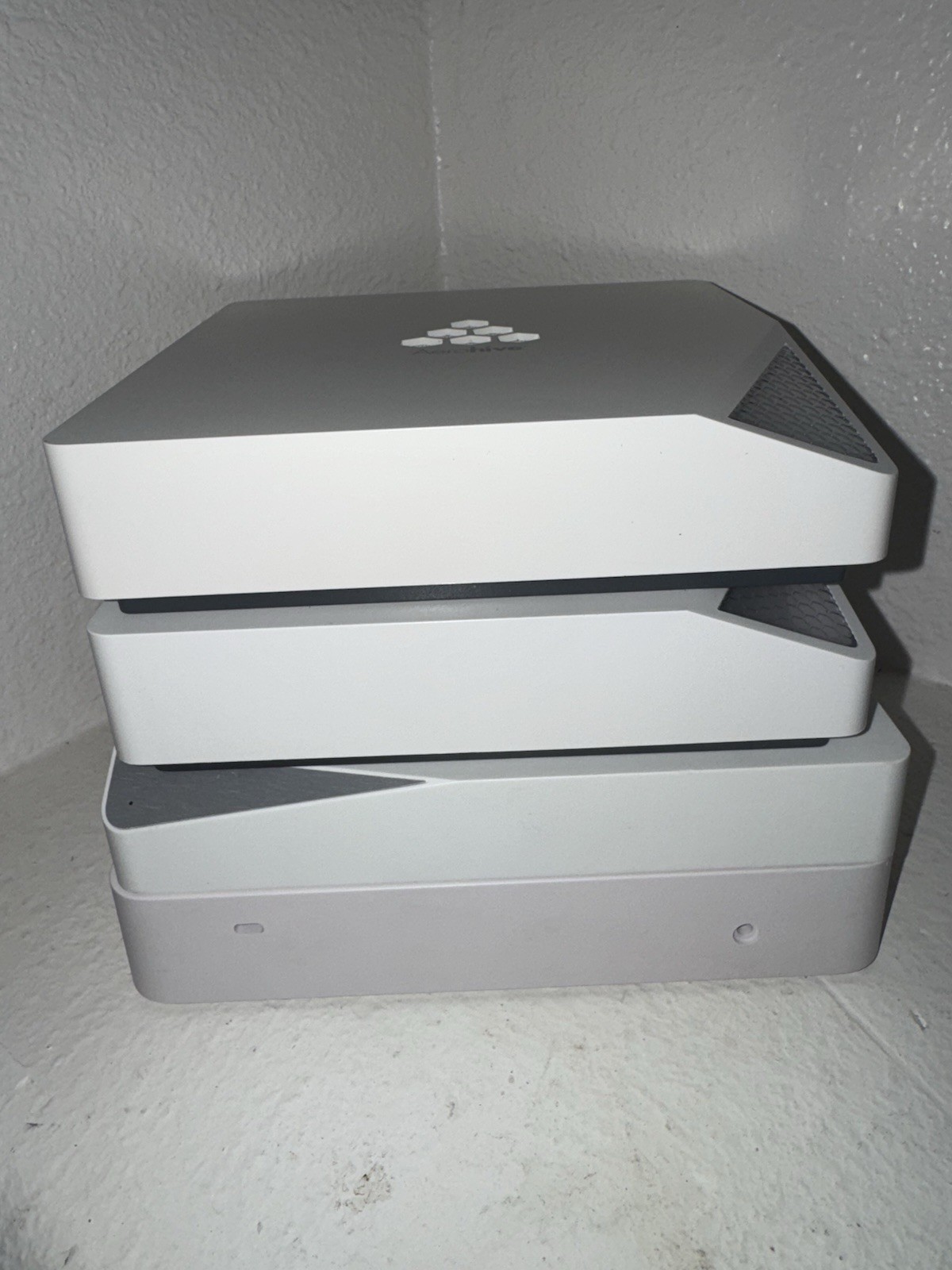 Lot Of 4 AeroHive Wireless Access Point 2 Hive Ap330, BR200wp, Hive Ap320 TESTED