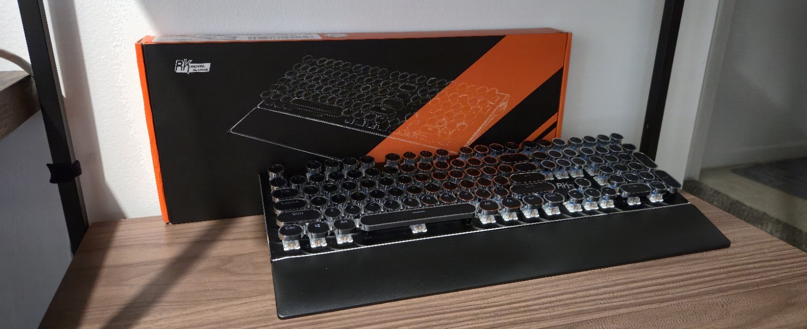 RK ROYAL KLUDGE S108 Typewriter Style Retro Mechanical Gaming Keyboard Wired