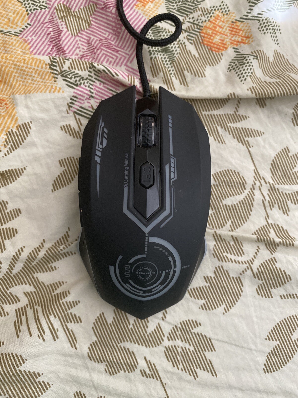 Uhuru Wired Gaming Mouse, 3200 Max DPI, 6 Buttons, Optical, Multicolor