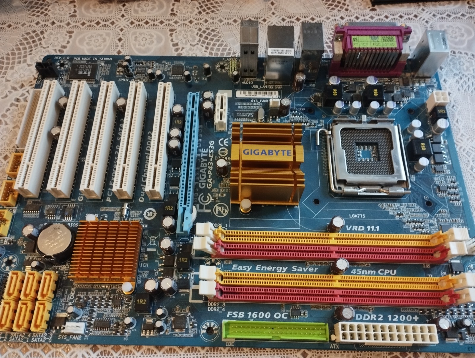 Gigabyte GA-P43-ES3G