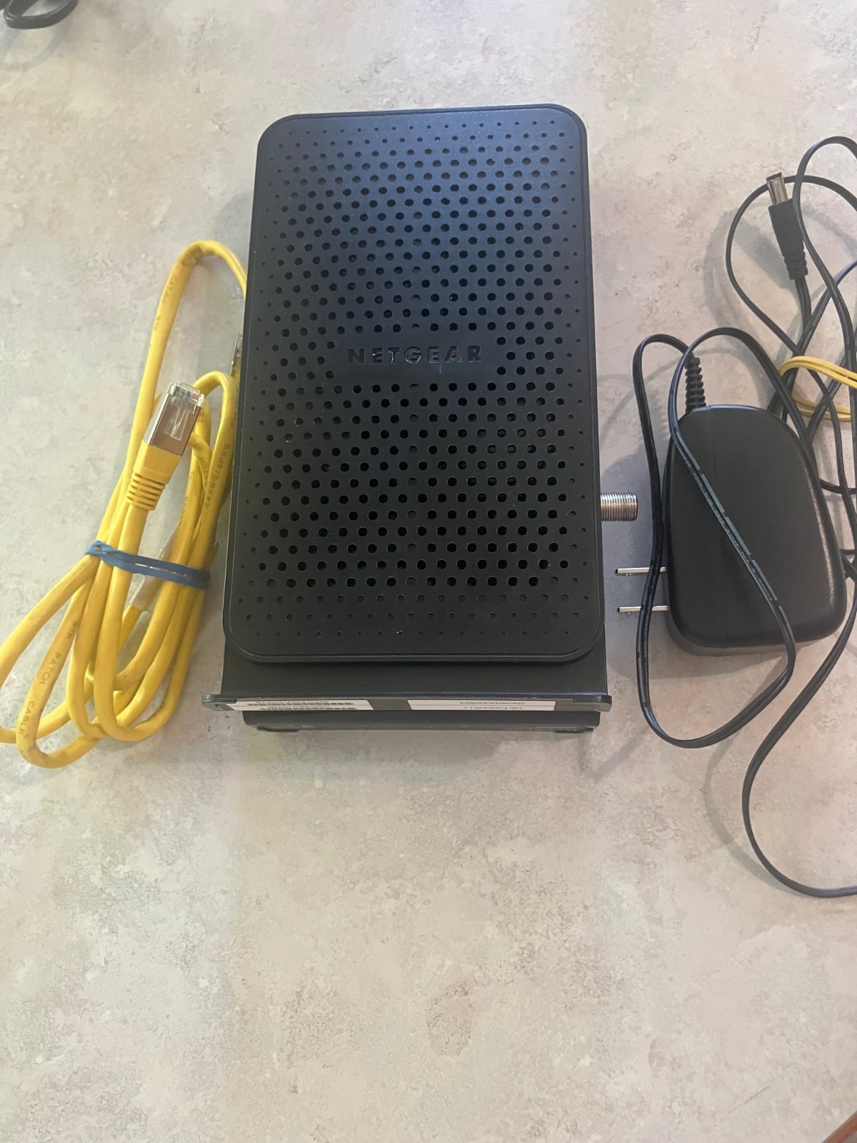 Netgear 1600 Wifi Motum Router