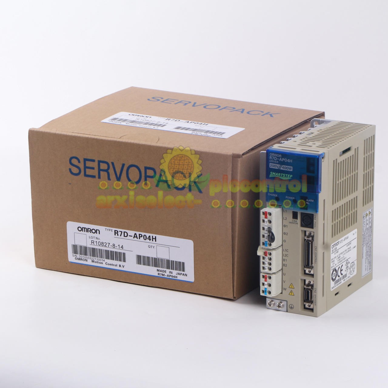 One New OMRON SERVO DRIVE R7D-AP04H R7DAP04H IN BOX