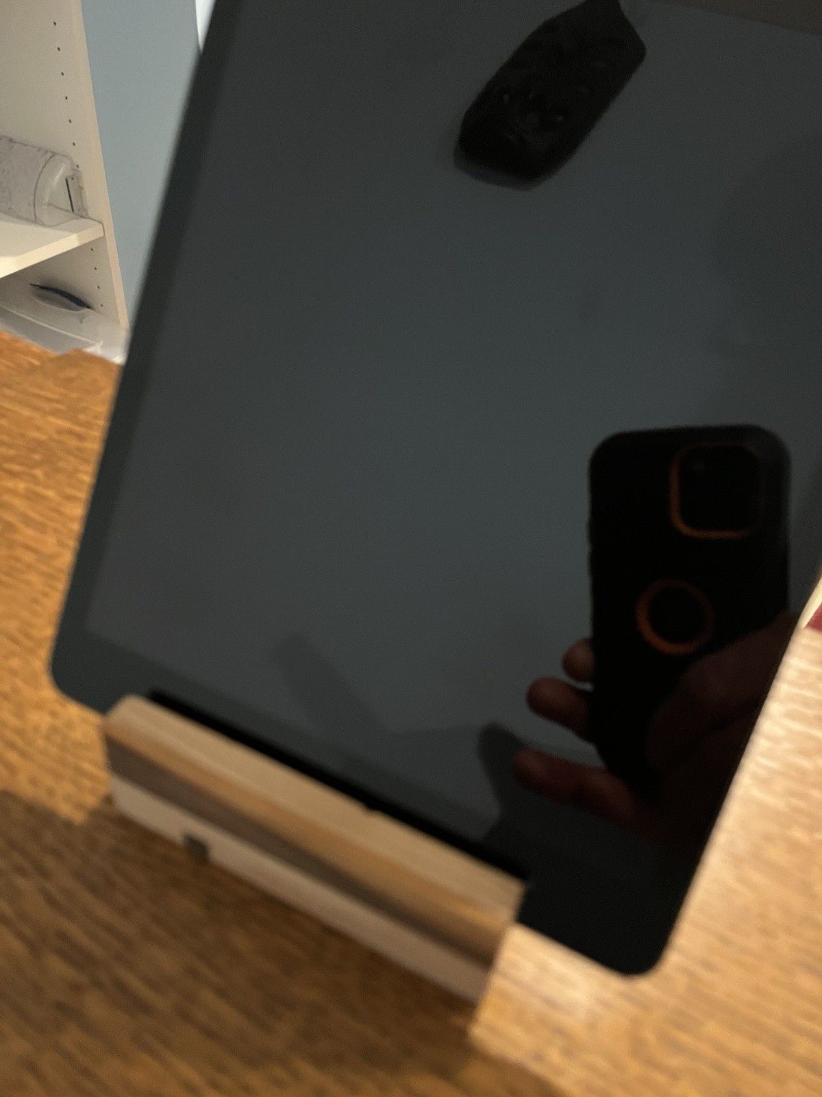 Tablet Holder iPad Holder Phone Stand Tablet Stand Genuine Wood