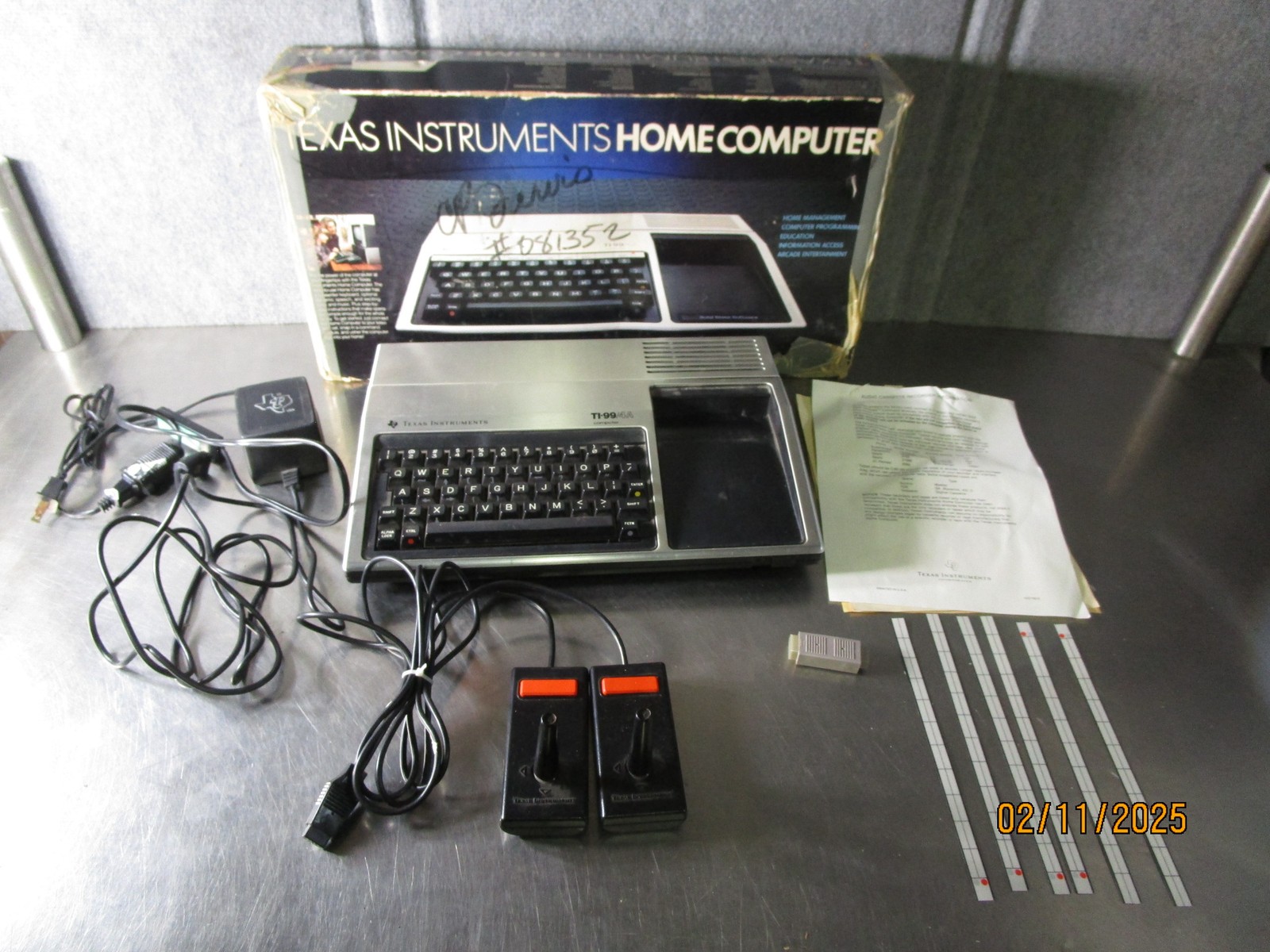Vintage Texas Inst Home Computer T99/4A with Original Box