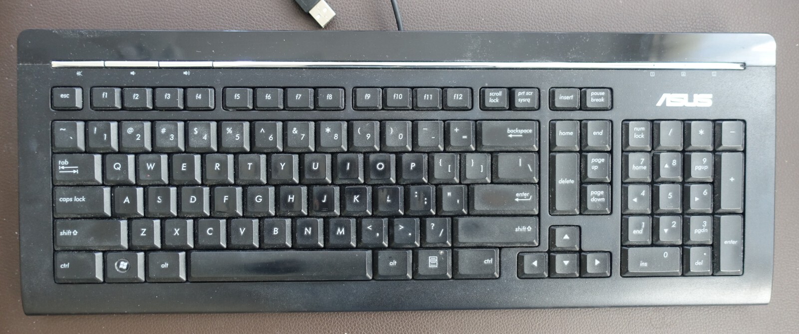 ASUS Slim Multimedia USB Keyboard w/Volume Control KB34211, Untested, Sold As-Is