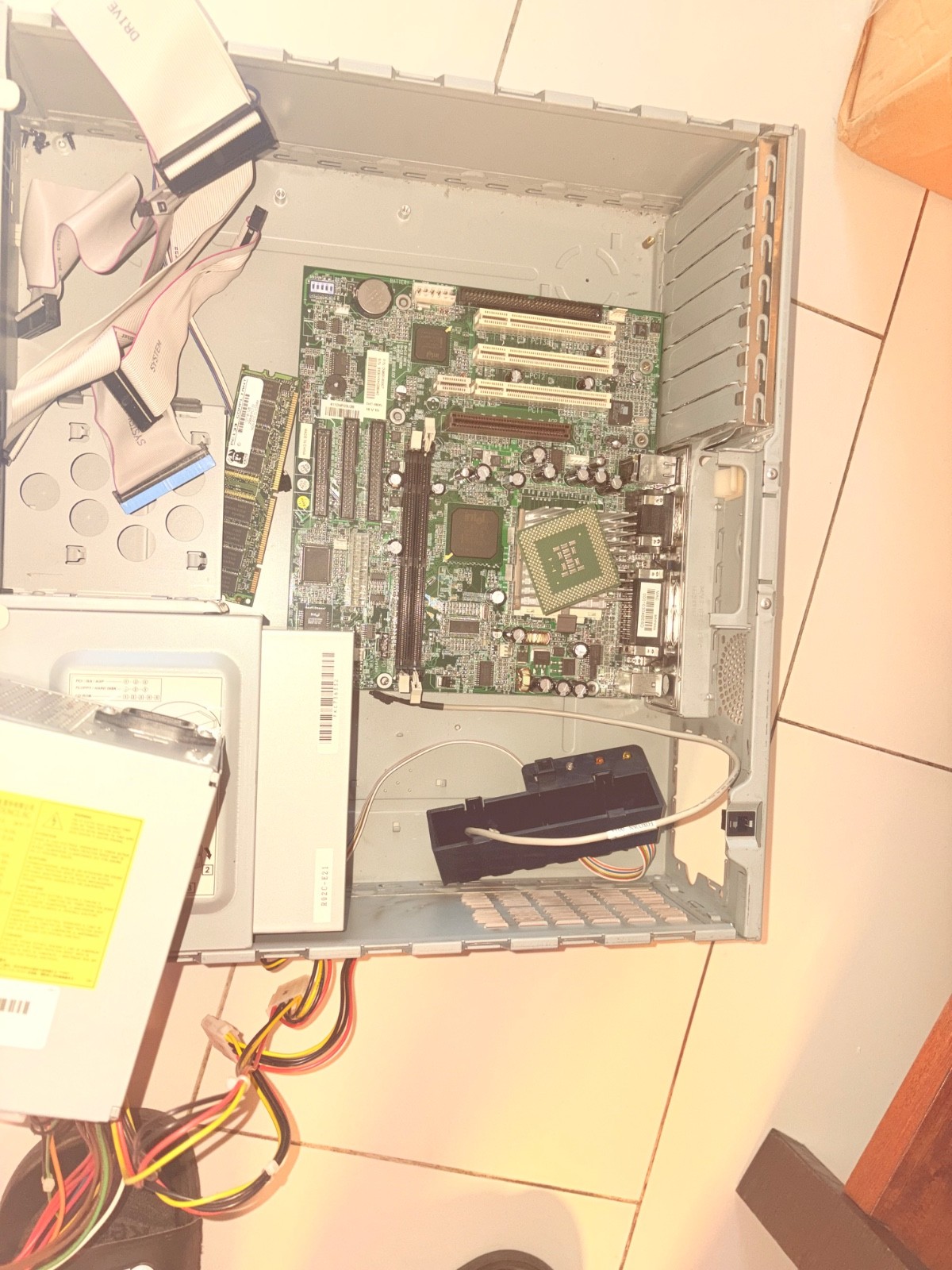 HP D9820-60007, Socket 370, Intel Motherboard