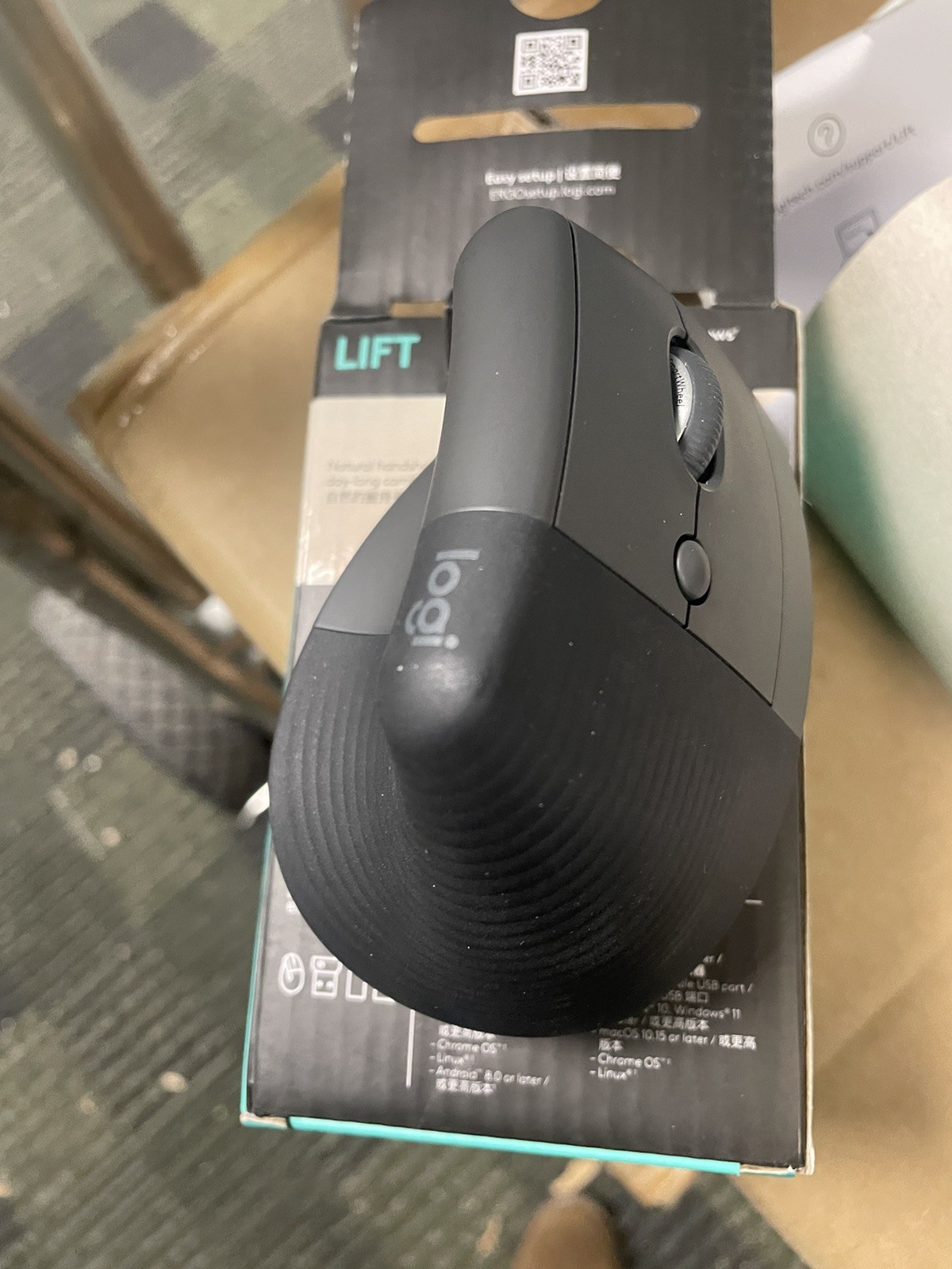 Logitech Lift Vertical Ergonomic Wirless Mouse Graphite 910-006467