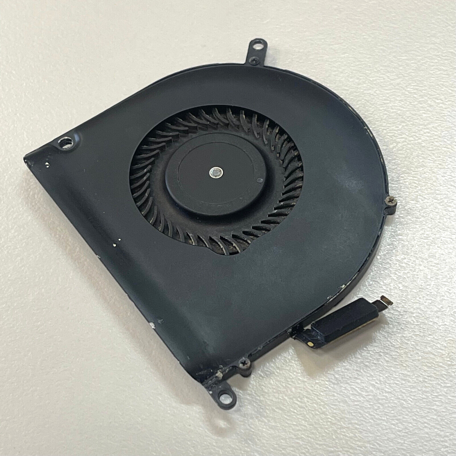 Genuine Apple MacBook Pro 15" A1398 2013 2014 Series Right Cooling Fan 923-0668