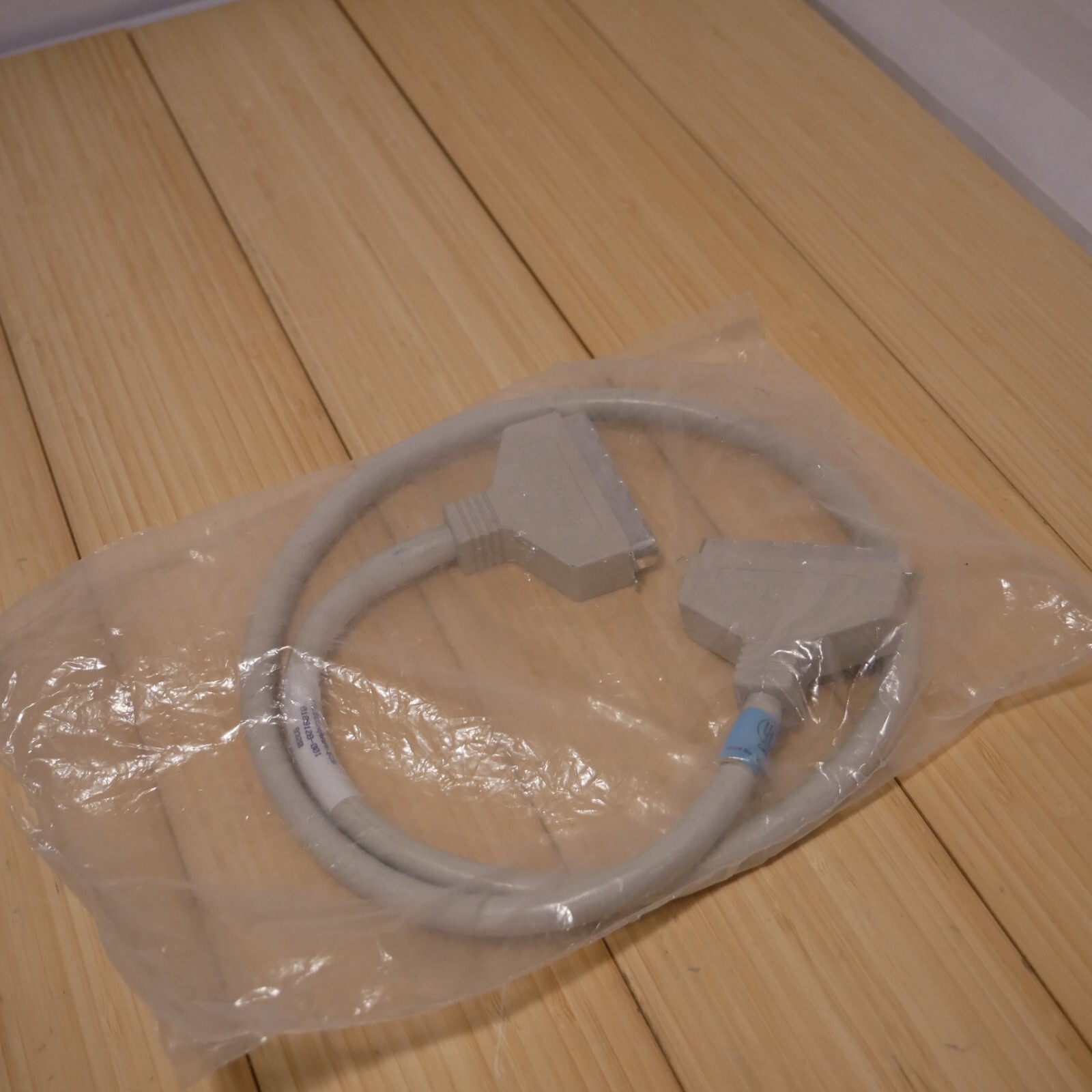 SGI Silicon Graphics 3 ft Centronics-50 Male-Male SCSI Cable 018-8128-001