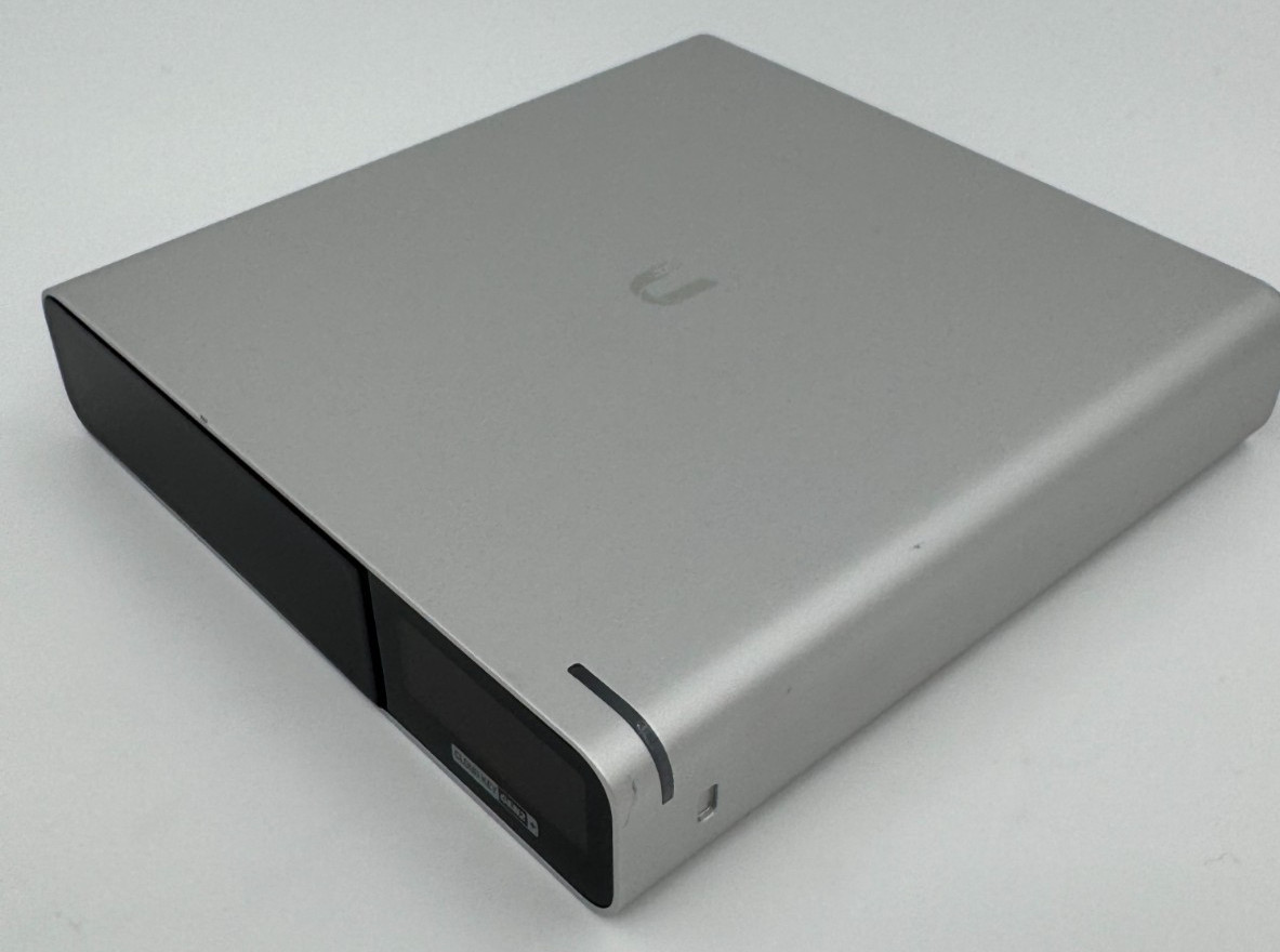 unifi cloud key gen 2 plus