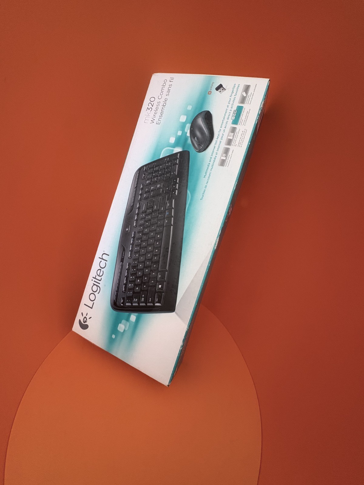 Logitech MK320 Wireless Keyboard and Mouse Combo