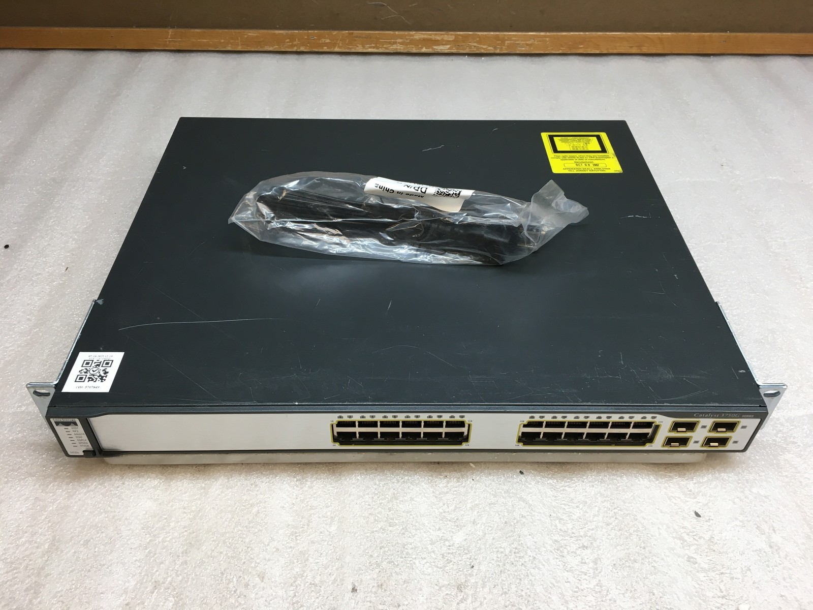 Cisco WS-C3750G-24TS-1U 24-Port Gigabit Switch IPBASE Tested