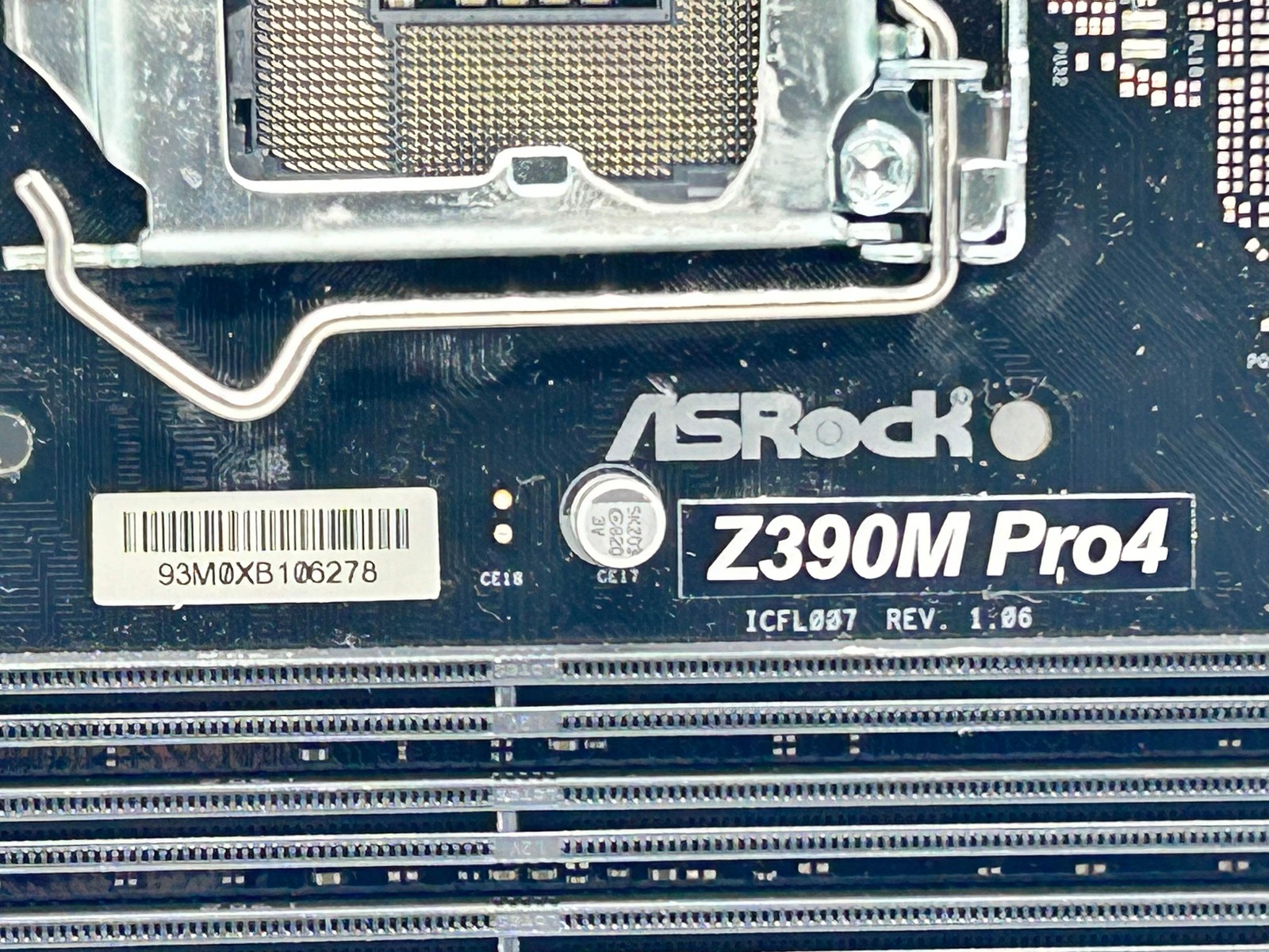 ASRock Z390M Pro4 LGA 1151 Intel Z390 Micro ATX DDR4 Motherboard Only Used
