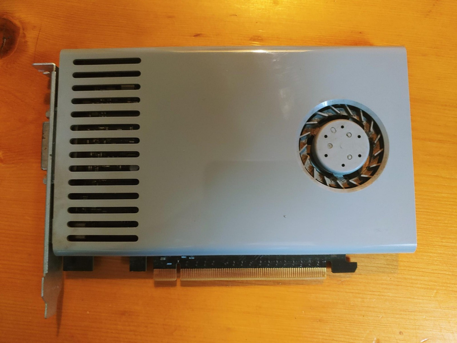 Apple NVIDIA GeForce GT 120 GT120 512MB GDDR3 PCIe Mac Pro 2009 a1310 Video Card