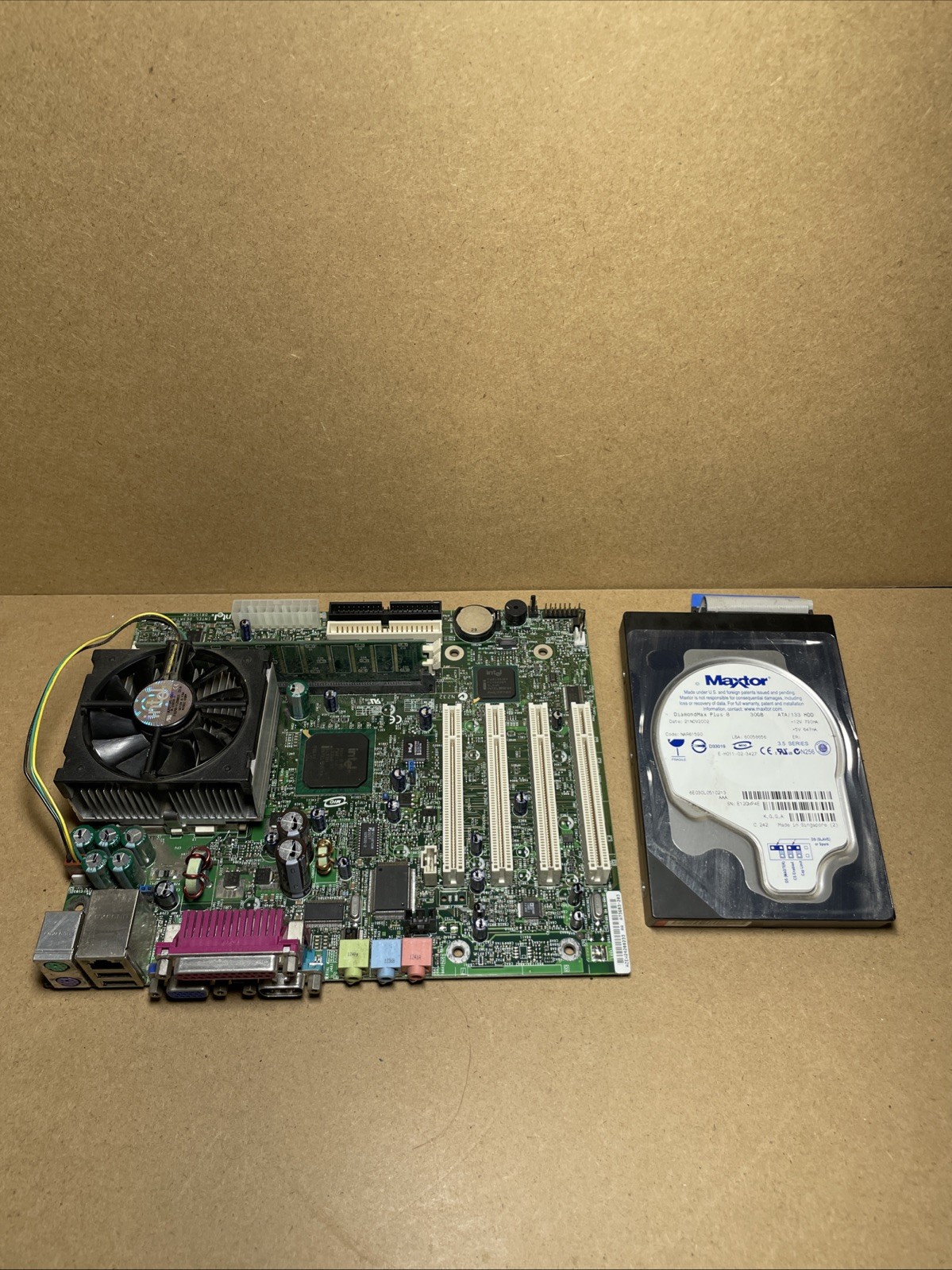 Intel Desktop Motherboard D815EGEW A73683-203 w/ NORTEL 311392-A Avant  