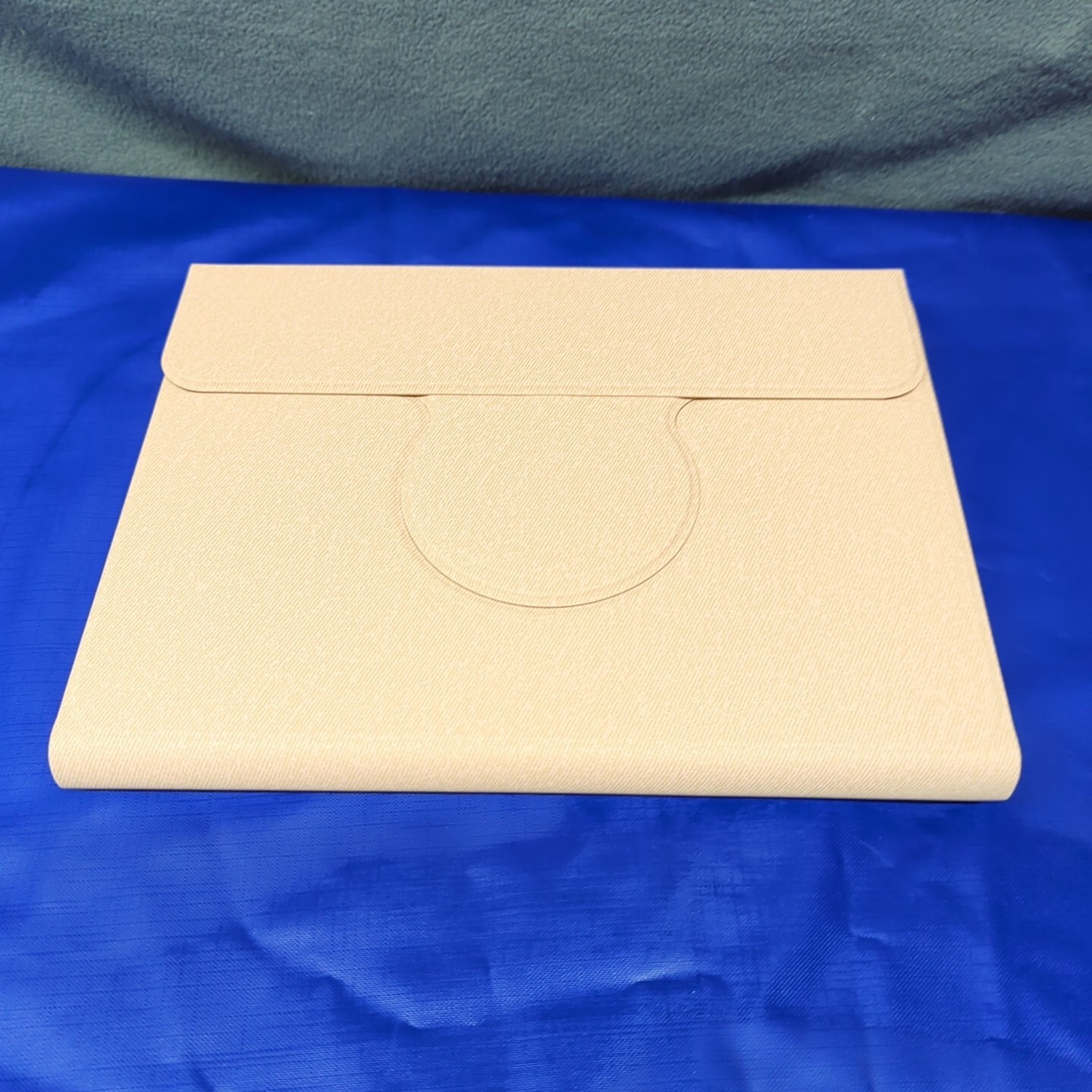 aoub Keyboard Case for iPad 10th Generation Case 10.9 inch 2022-7 Color Backlit 