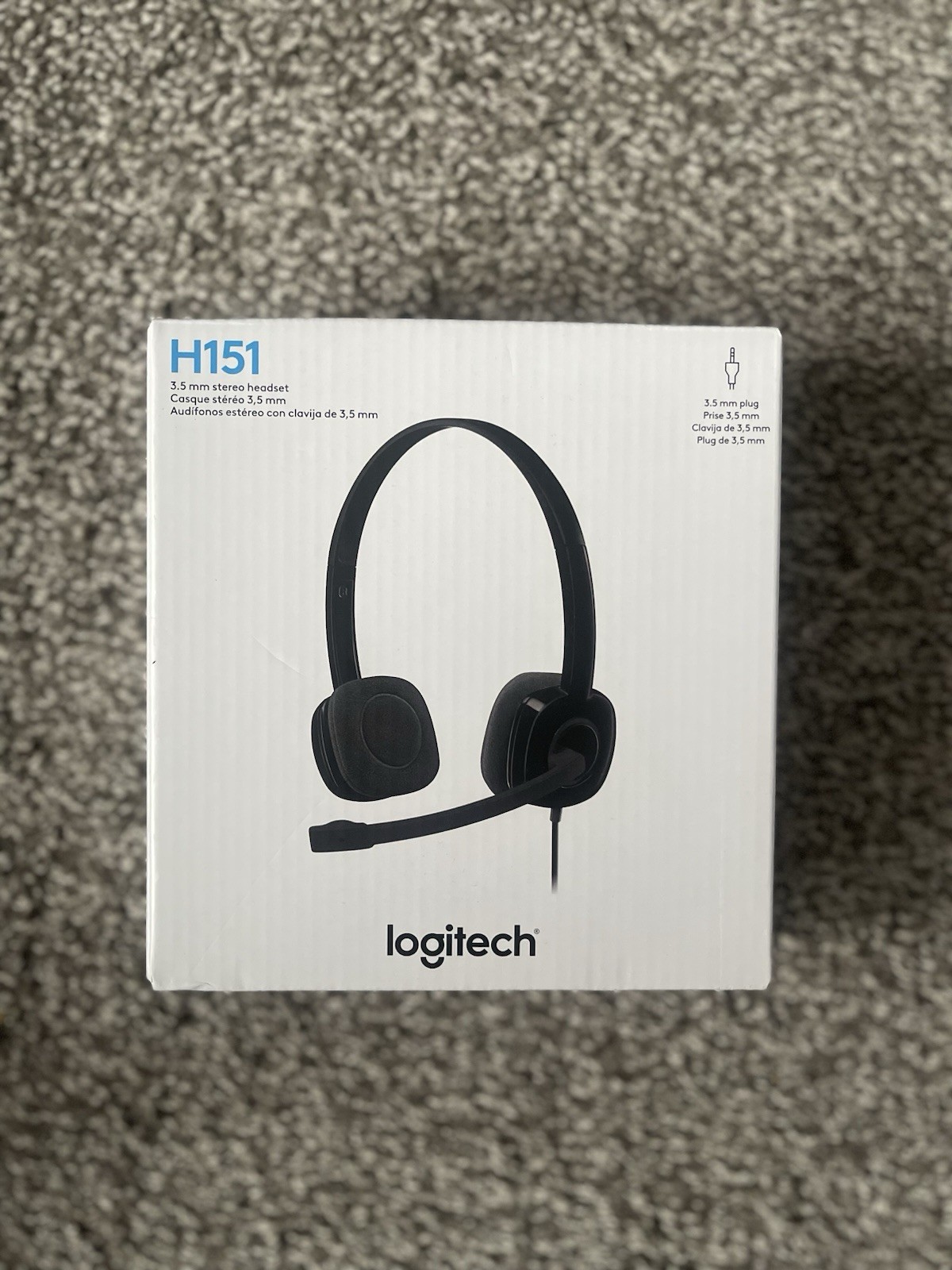 LOGITECH H151 3.5 mm STEREO HEADSET WITH BOOM MICROPHONE, Black