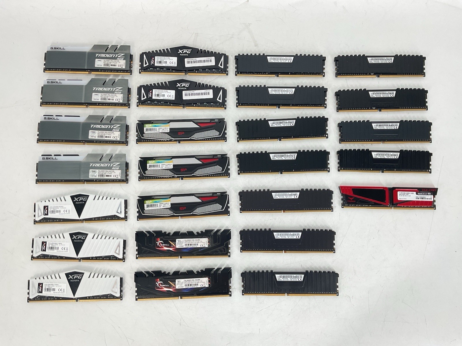 LOT OF 26 Mixed 8GB DDR4 Shielded RAM Desktop Mixed Brands & Speeds - All Tested