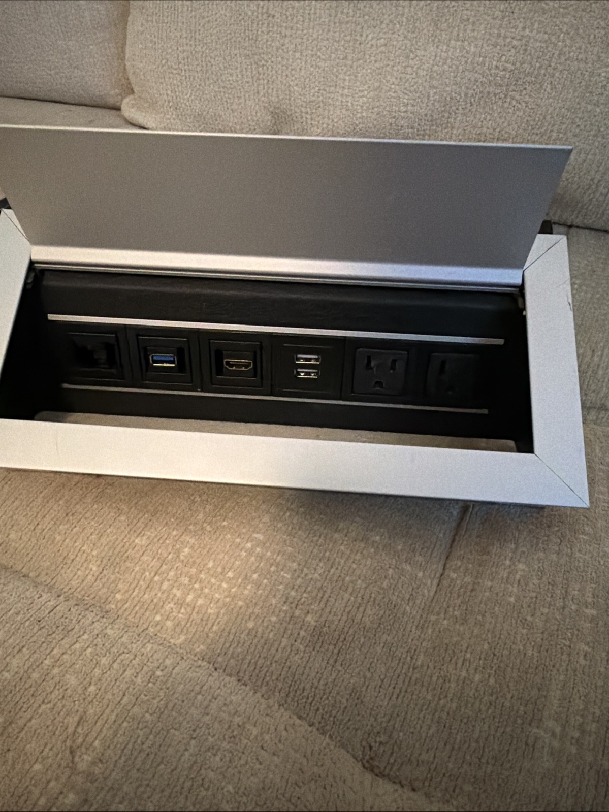Conference Table Power Data Center HDMI USB RJ45 Pop-Up Flip Top Outlet Box