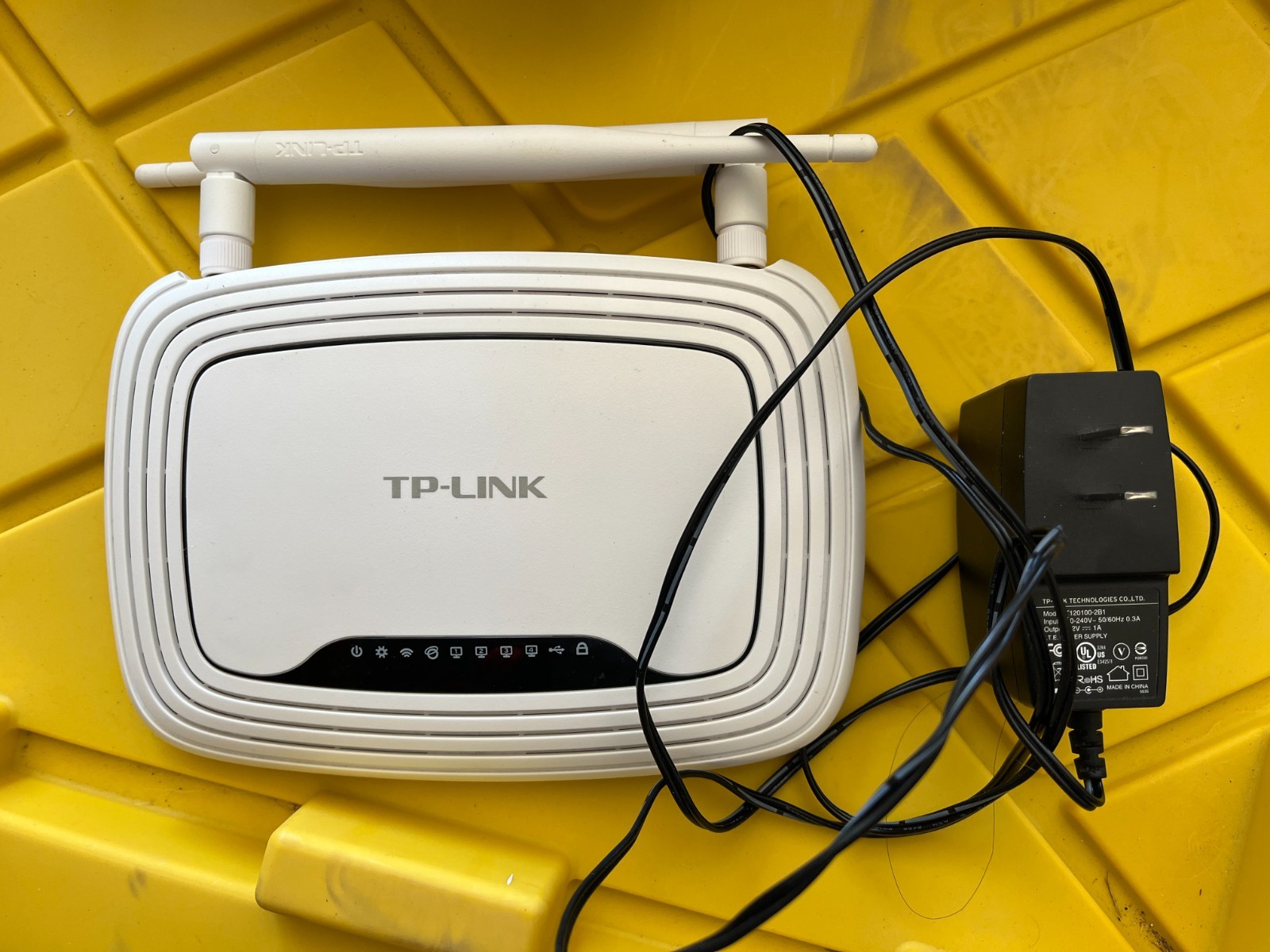 TP-Link TL-WR841N 300mbps Wireless N Router