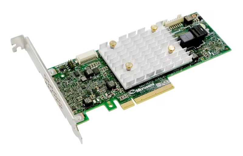 SmartRAID 3151-4i SAS - LOW PROFILE INSTALLED, CAN BE REMOVED.