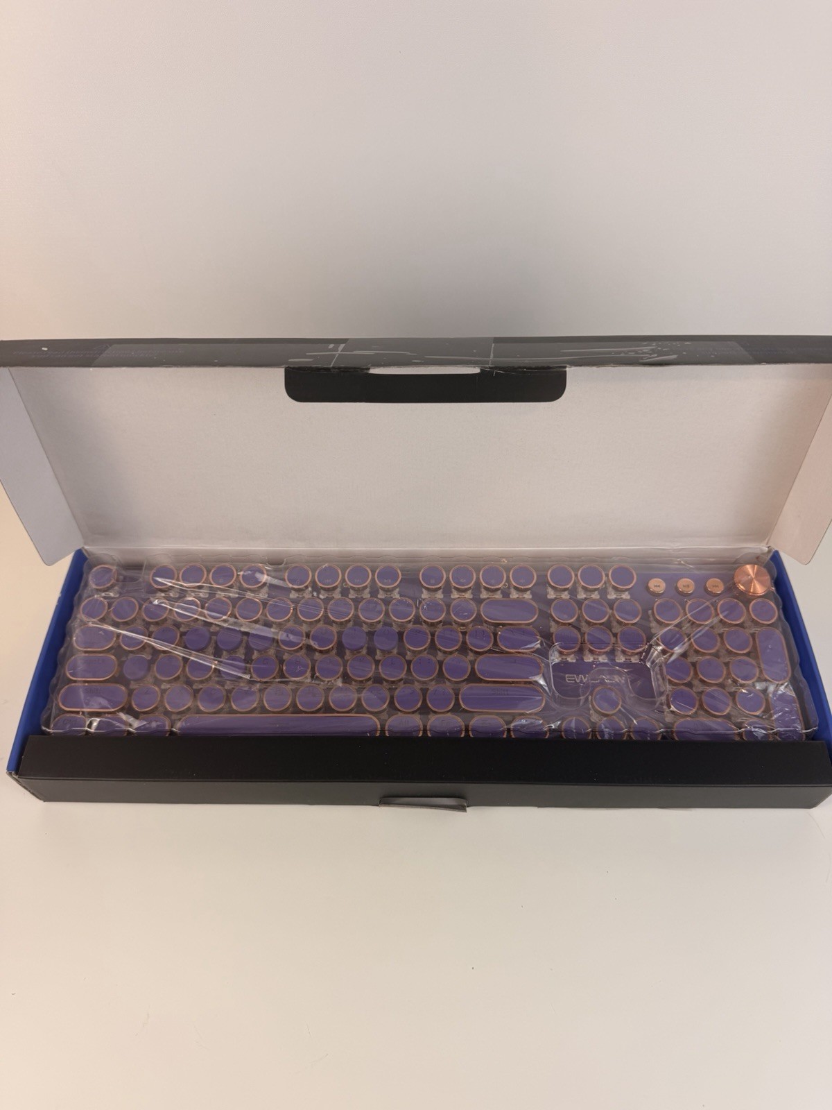 Seunkwang V20 Purple Typewriter Mechanical Keyboard • Dysfunctional Shortcut
